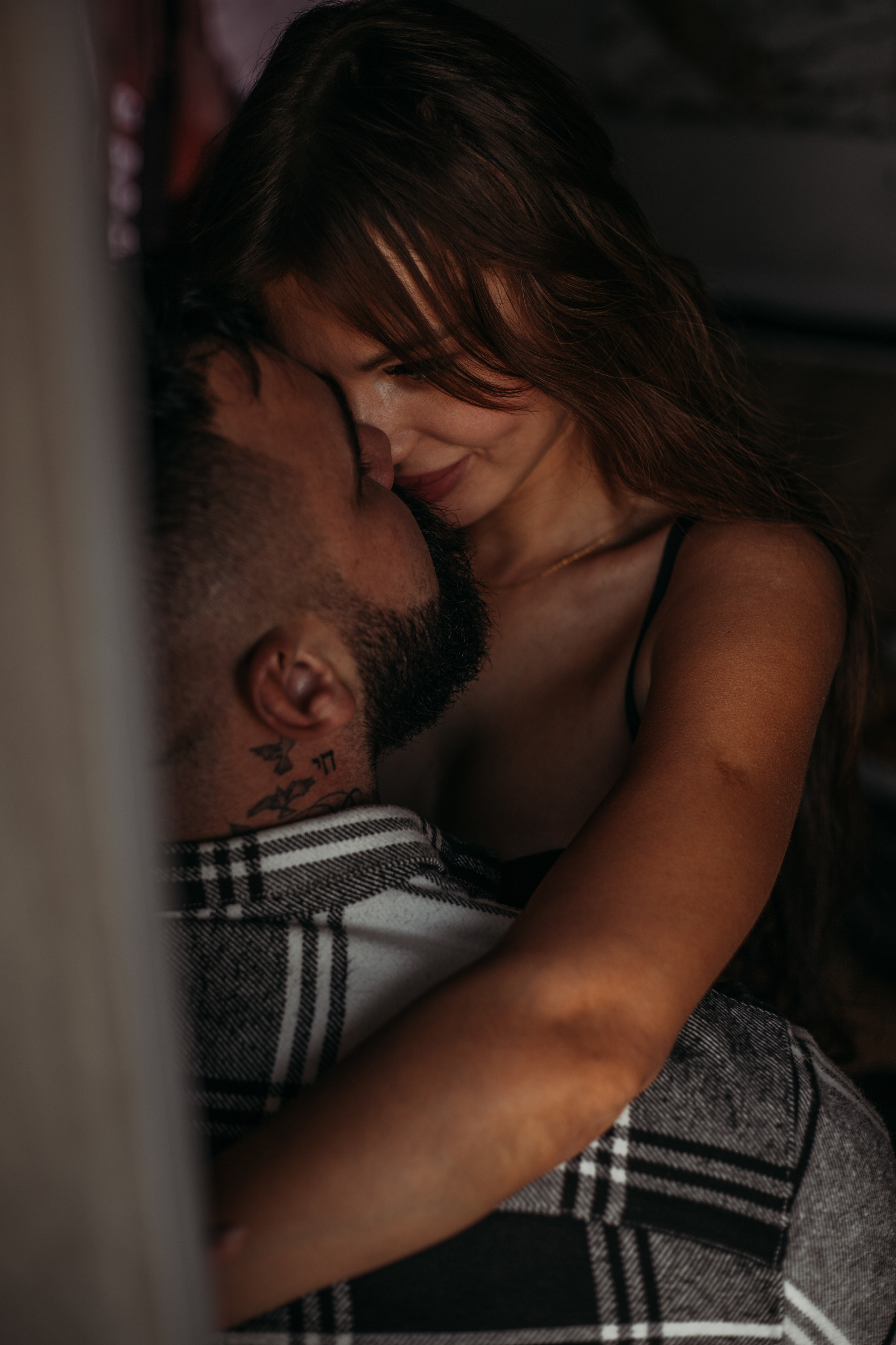 Домашняя съемка love story. Венера Гайн. Репортажный фотограф  Тюмень. Обучение фотографии с 0