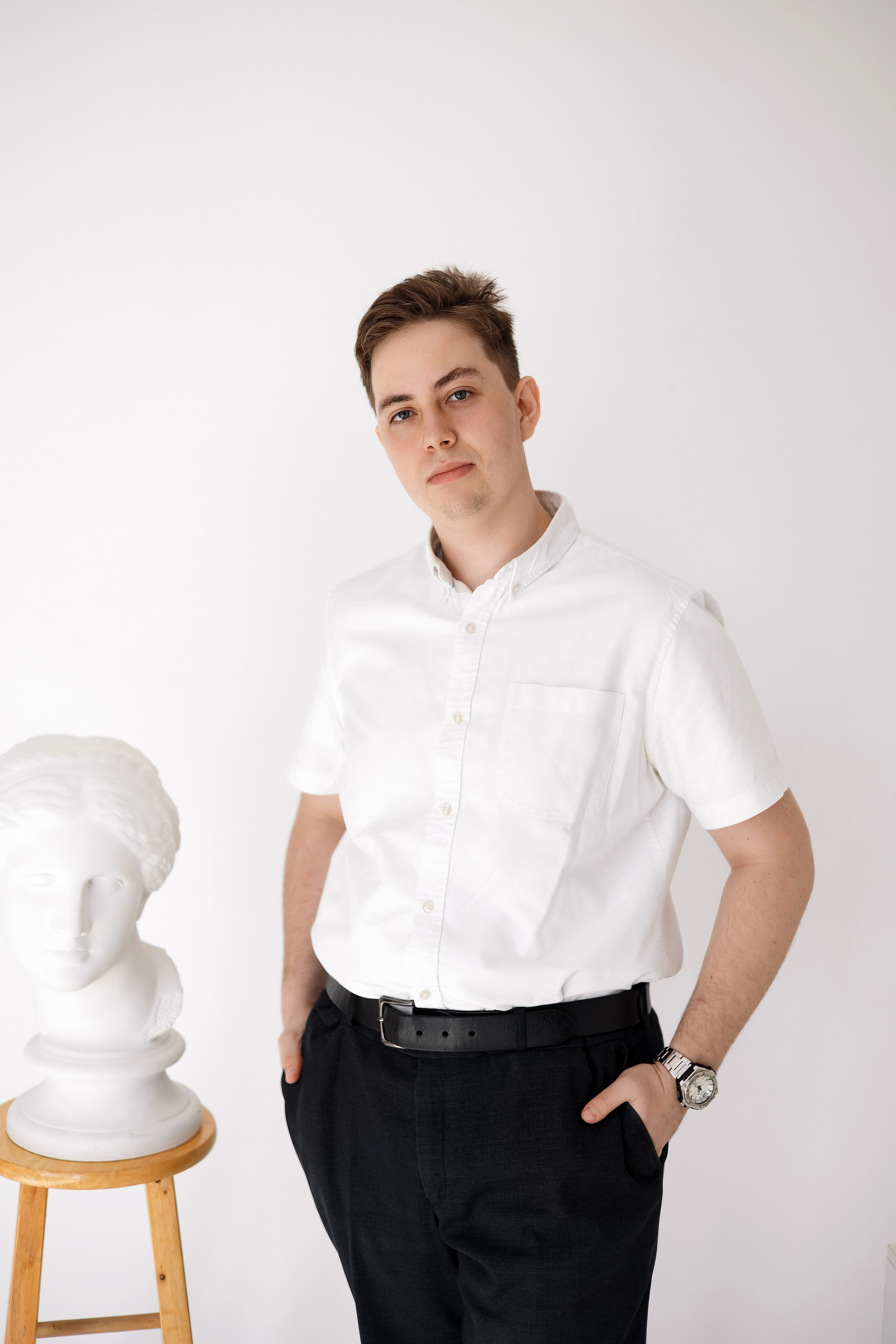 11 класс съемка на циклораме. Фотограф Любовь Корниенко, Примоский край