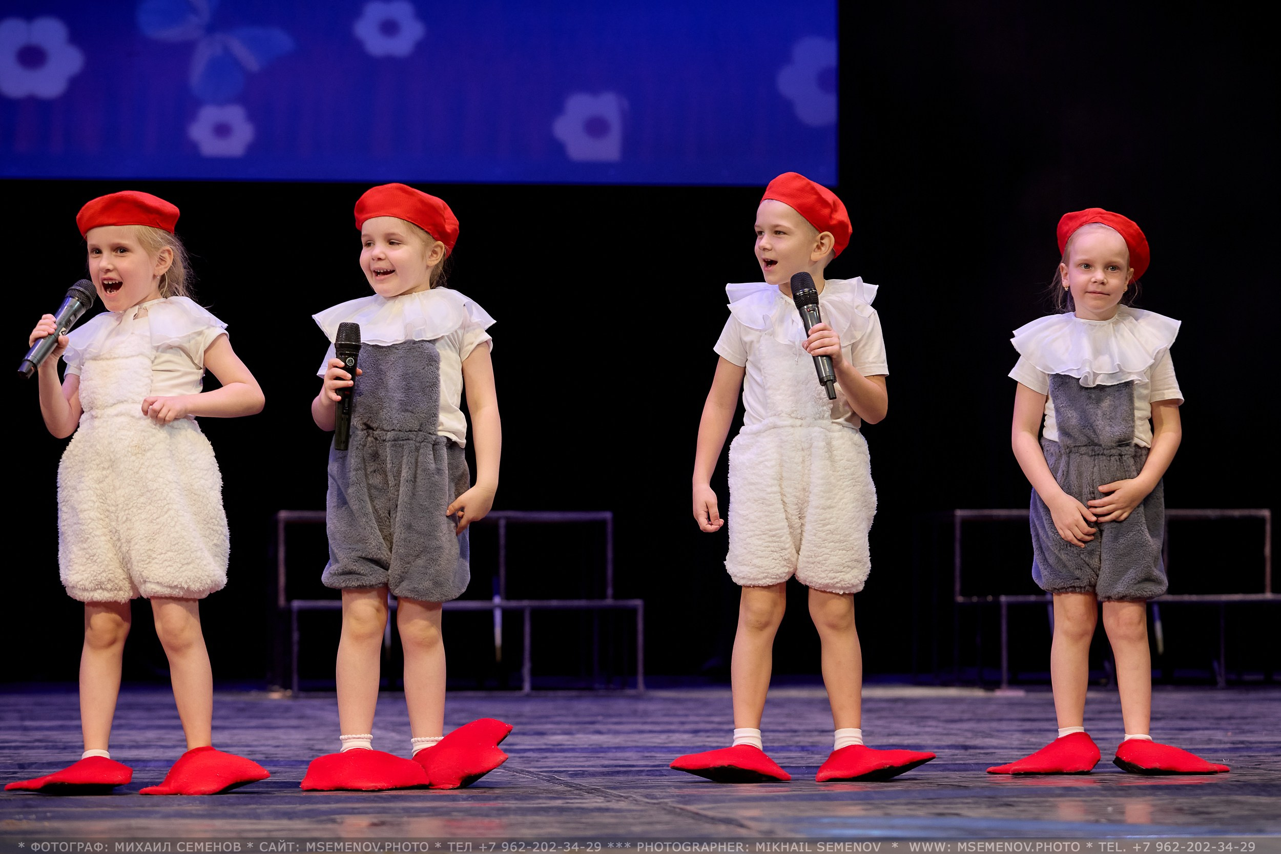 Концерт «Веселая семейка». Photographer for business Mikhail Semenov. Aqua photo studio, photo school