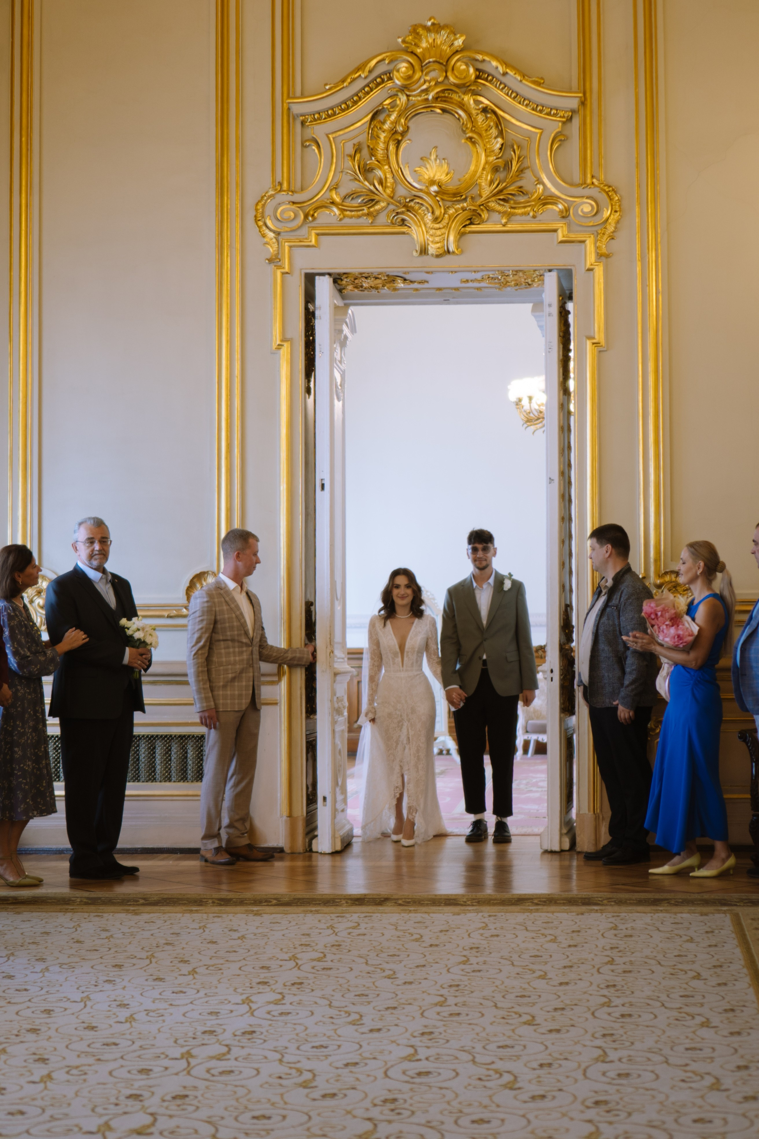 СЪЁМКИ В ПЕРВОМ ДВОРЦЕ ПРОГУЛКА И СТУДИЯ. Профессиональный фотограф, Санкт-Петербург — Виктория Богомолова