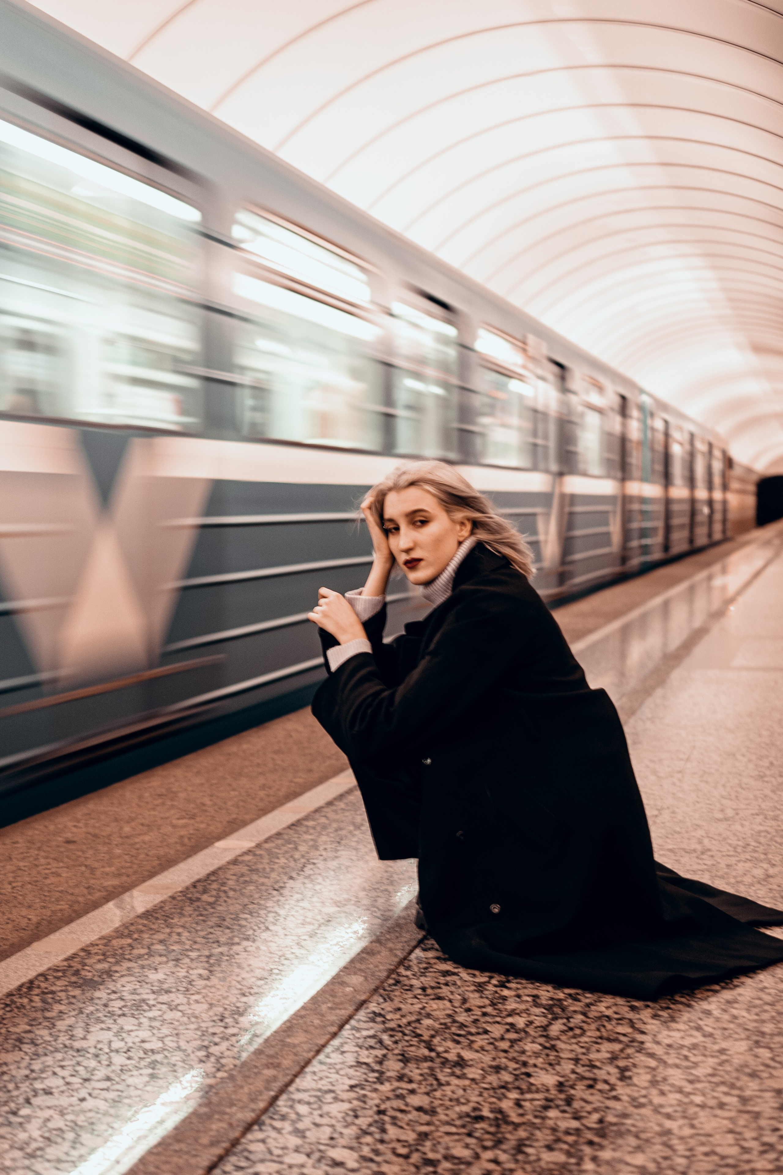 Анастасия в Метро. Профессиональный фотограф, Санкт-Петербург — Виктория Богомолова