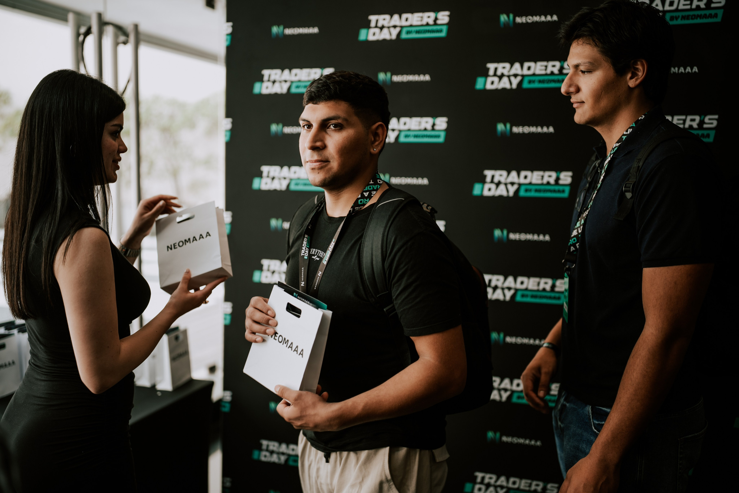 TRADERS DAY By NeomAAA Argentina. NeomAAA Funds Gallery