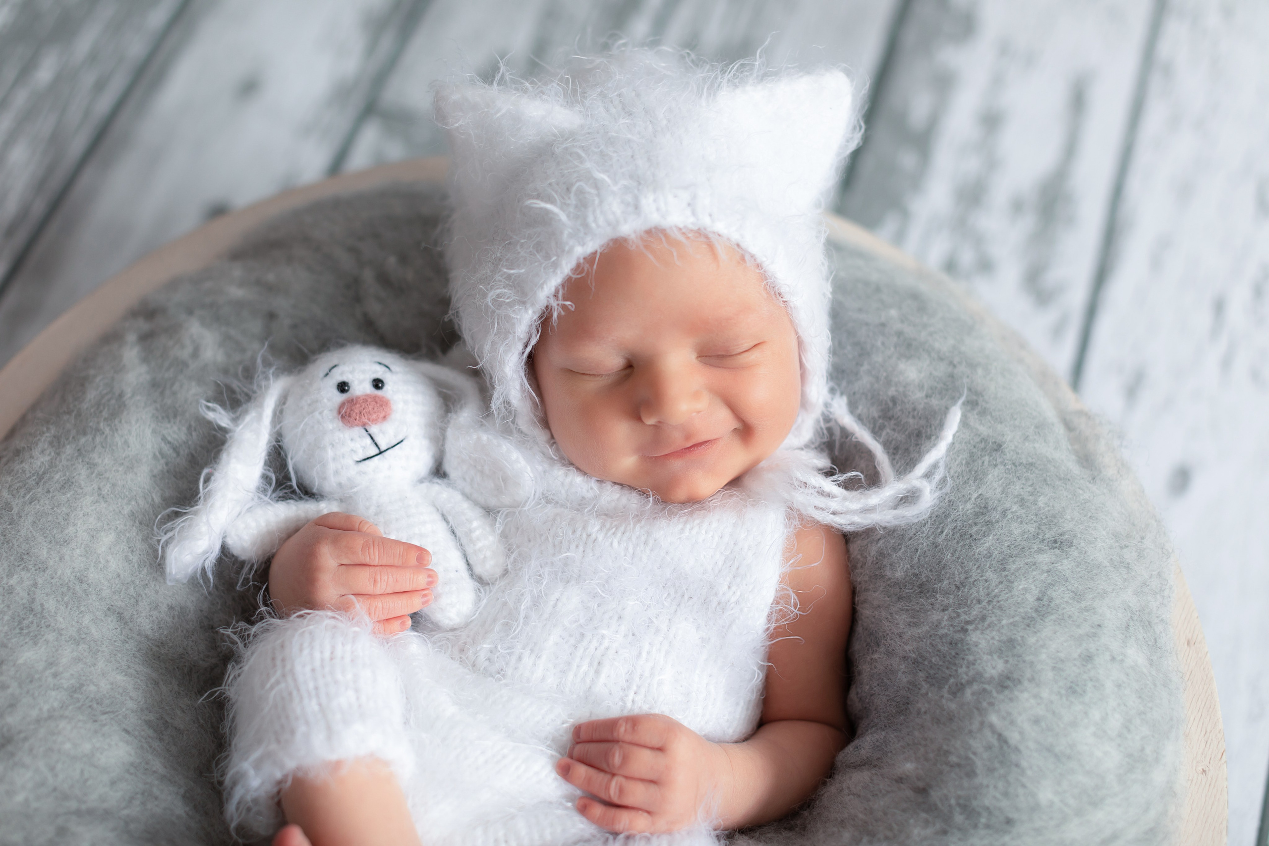 PH @bestmoments_newborn. Retoucher Aleksmokh