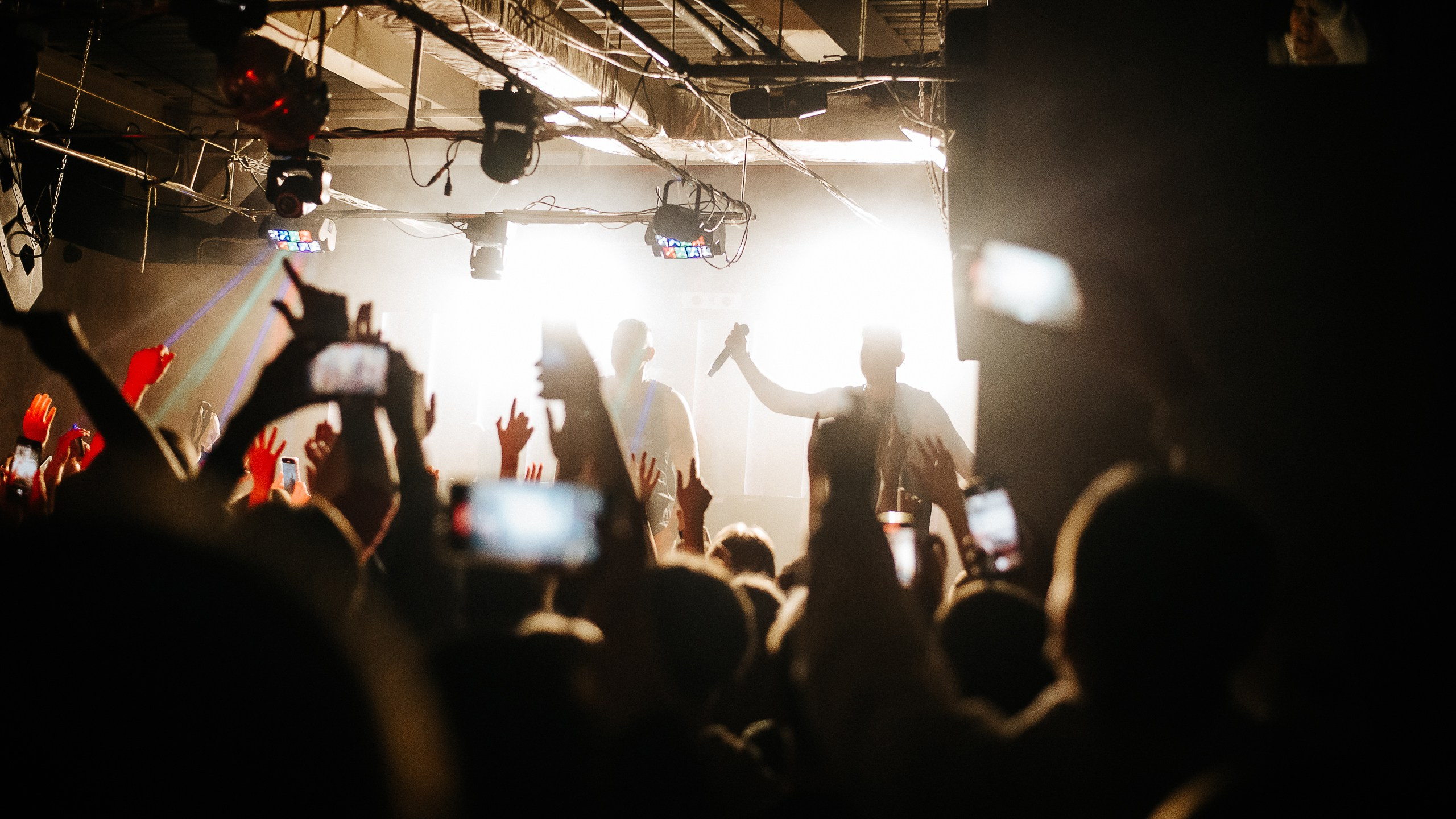 Гарри Топор и Тони Раут 2024. Репортажный фотограф в Кемерово