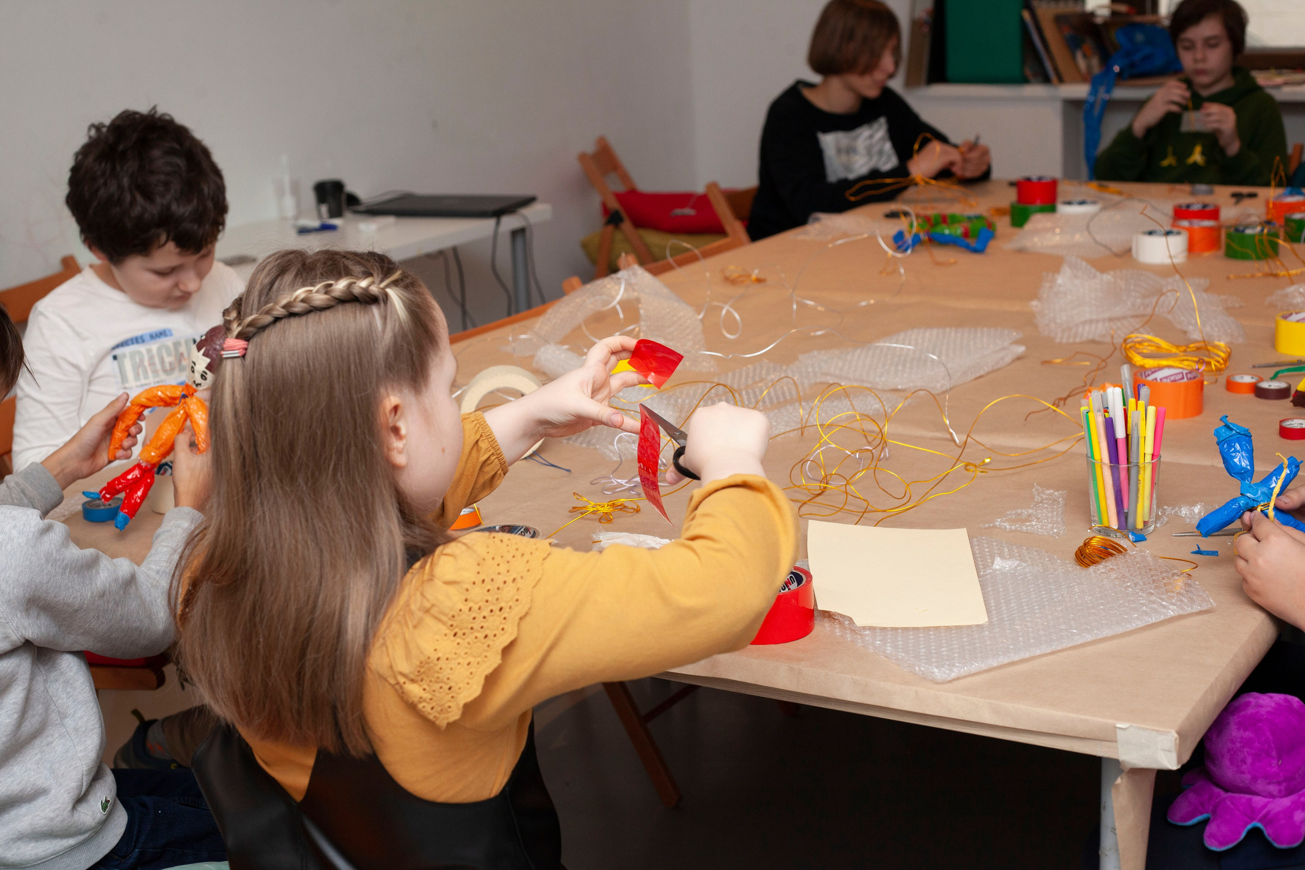 Детский мастер-класс в ММОМА. Stanislav Baryshev — People. Emotions. Atmosphere