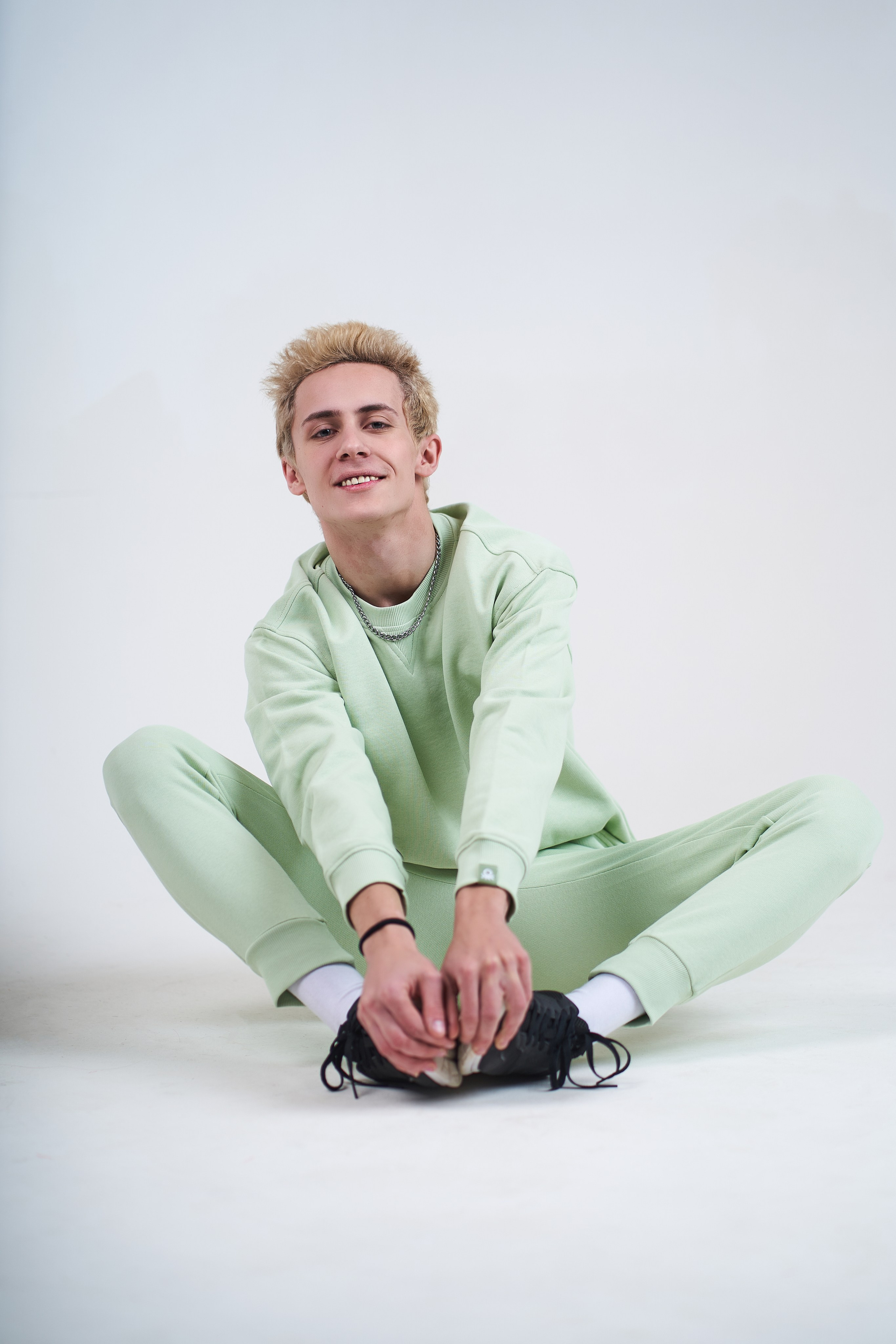 Предметная и фудсъёмка в Москве. Фото для маркетплейсов. Фотограф Петр Анисимов