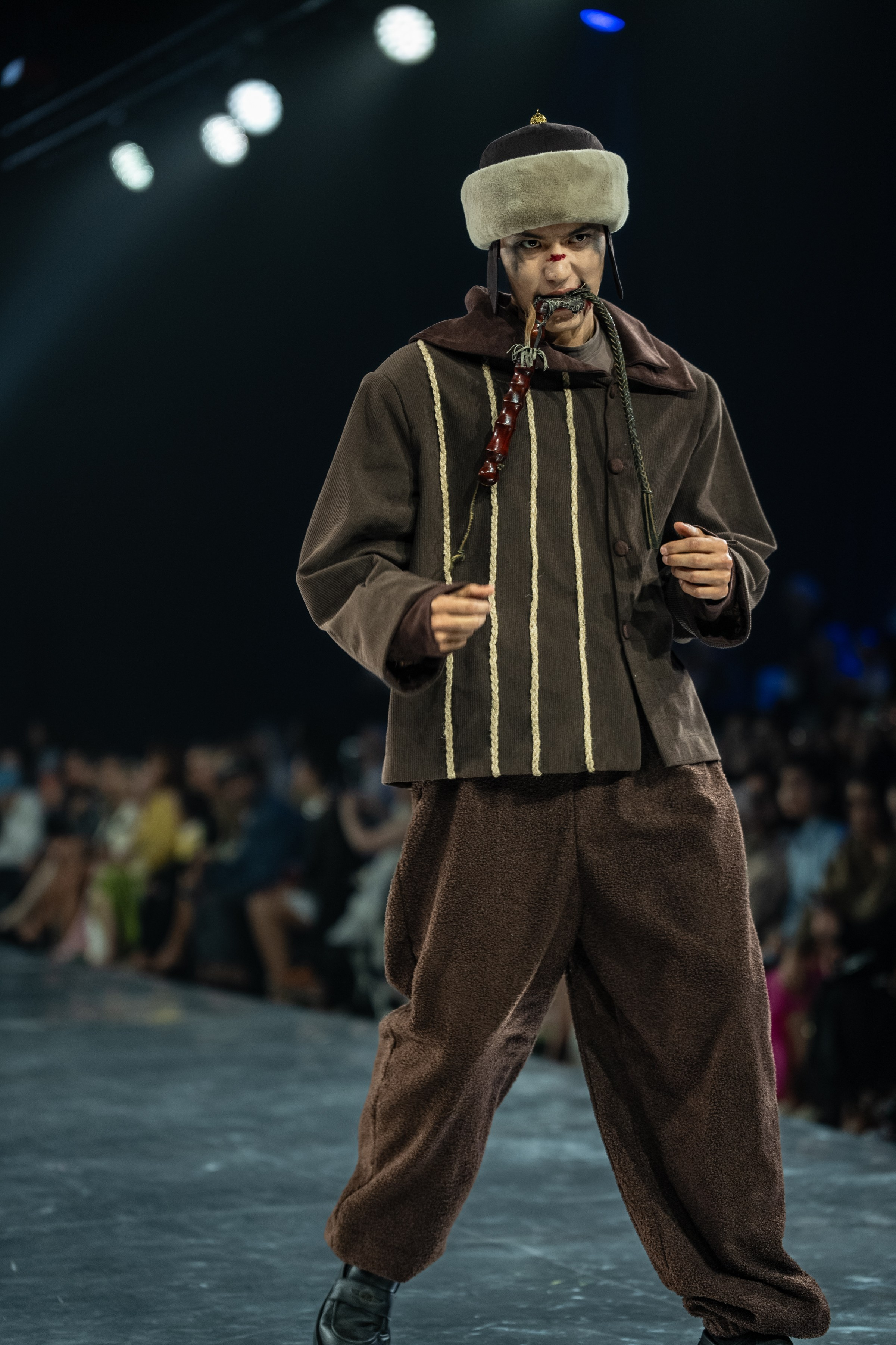 Visa Fashion Week Almaty Pre-Fall 2026 GAZHAIYIP. Сайт Алматинского НЮ АРТ, будуар и фэшн фотографа Дениса Карпенко