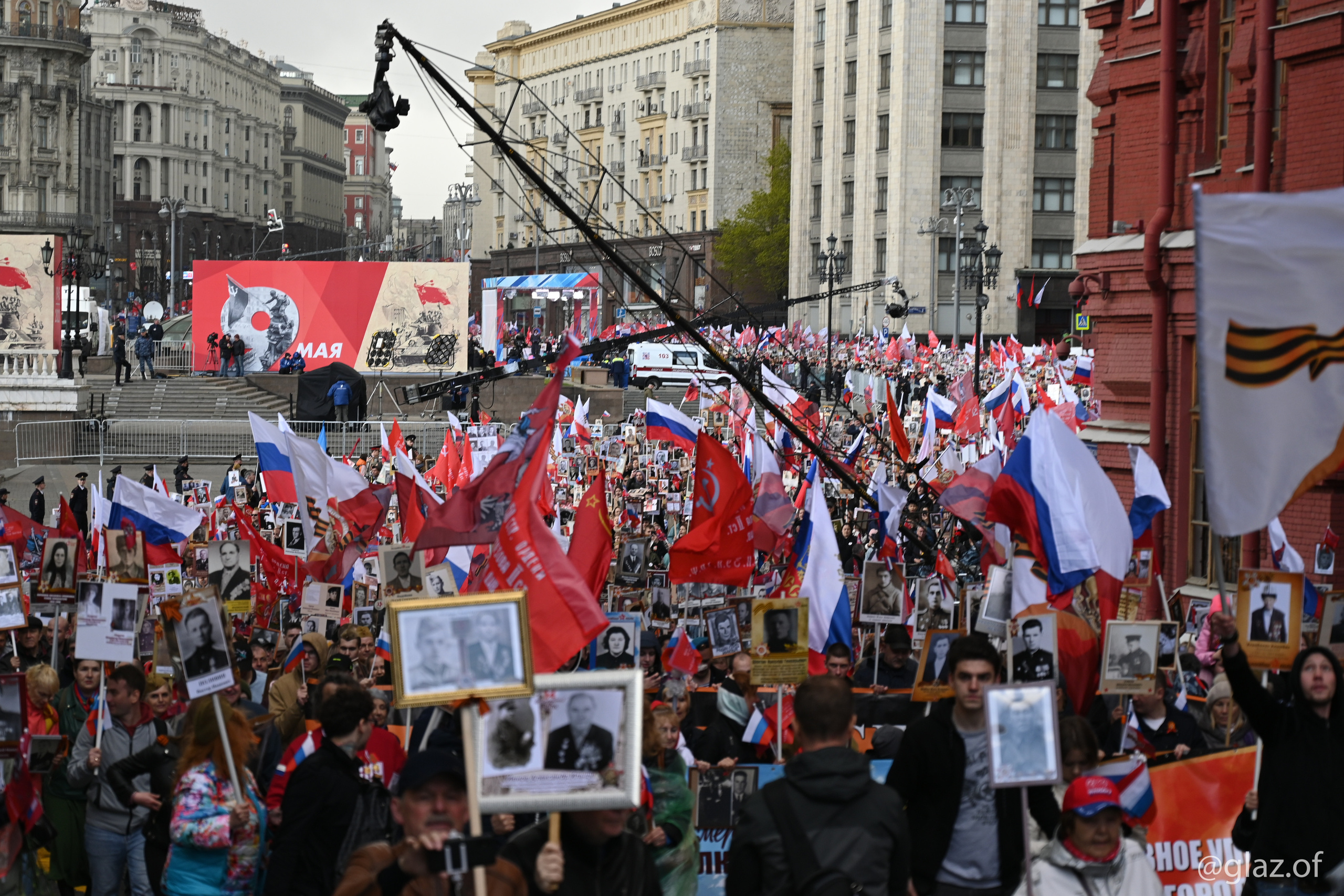 Бессмертный полк. 9-е мая 2022 года. Фотограф Москва Александр Глазов