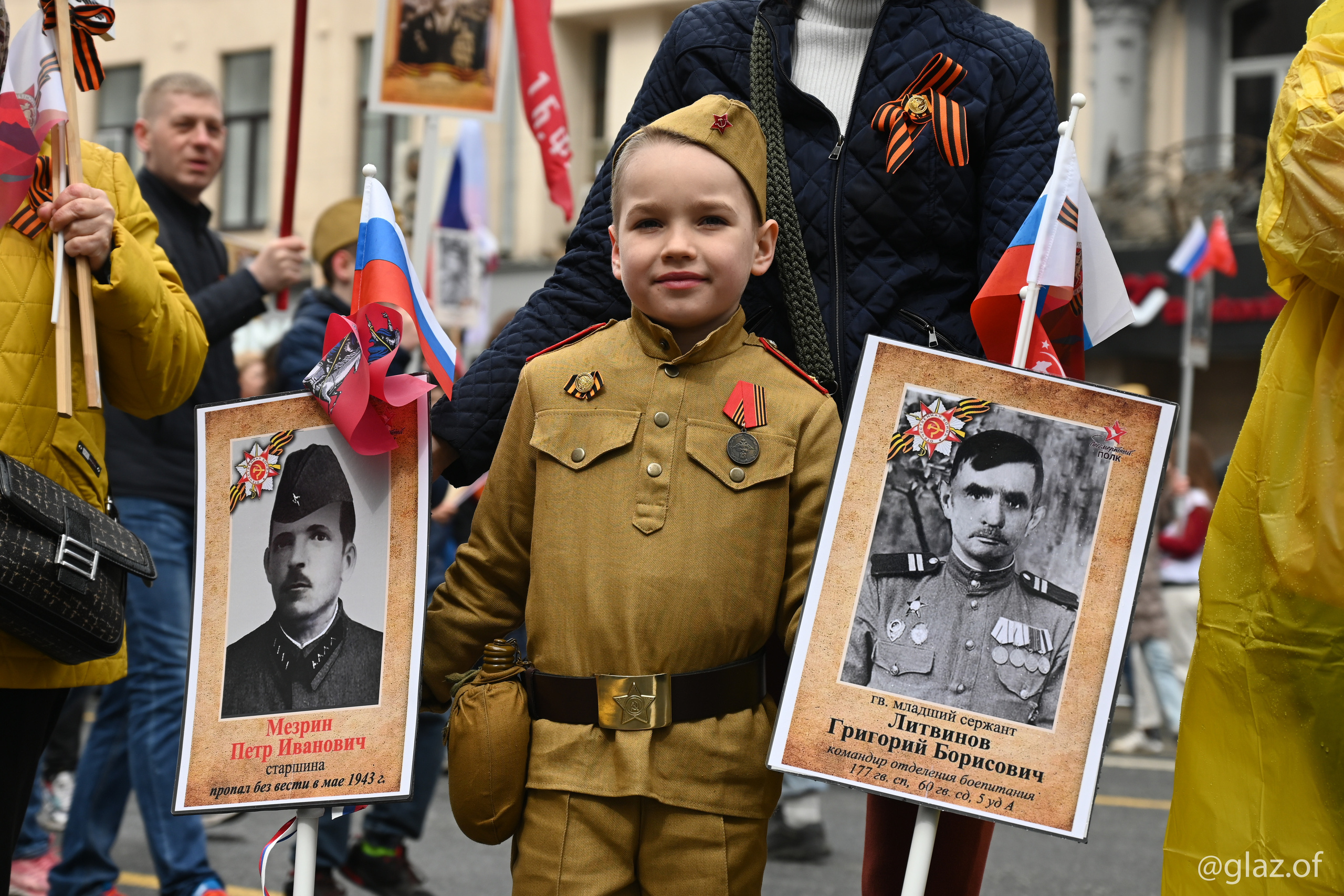 Бессмертный полк. 9-е мая 2022 года. Фотограф Москва Александр Глазов