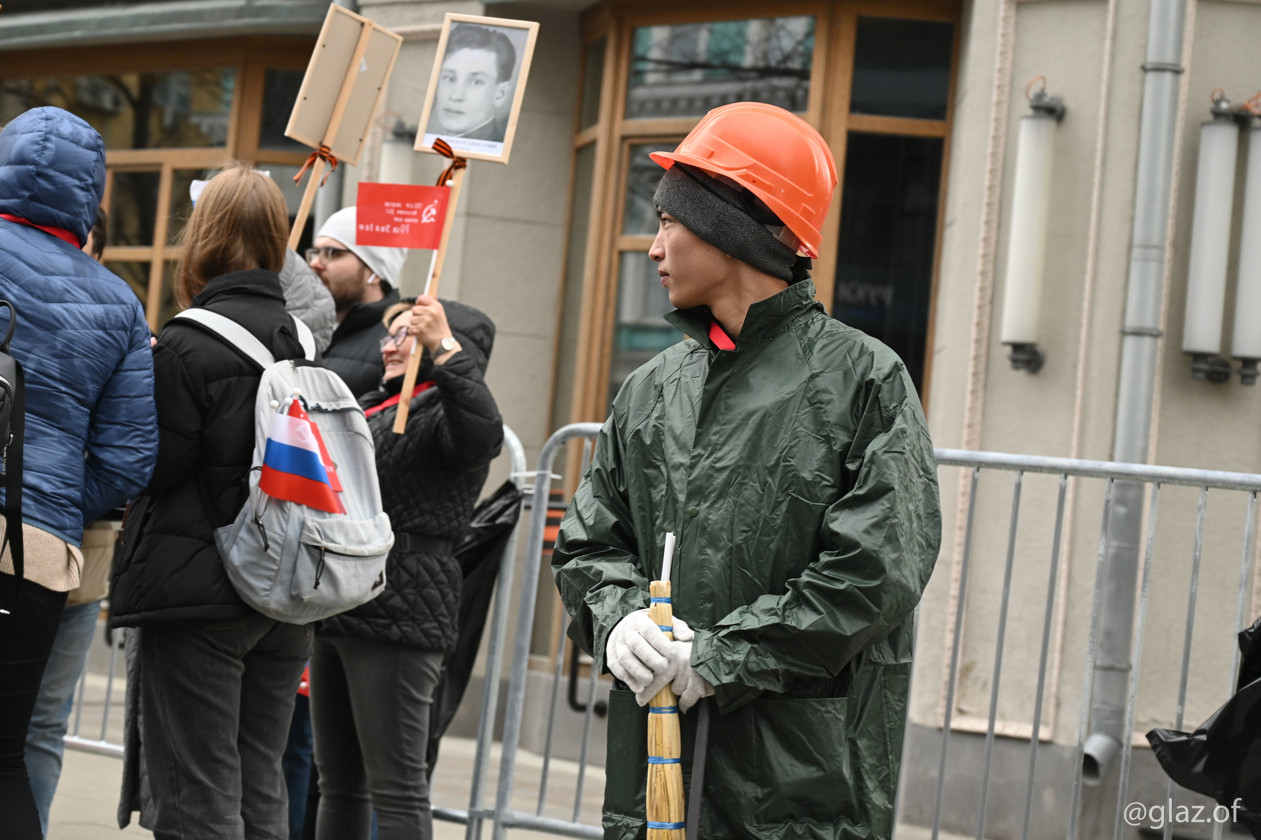 Бессмертный полк. 9-е мая 2022 года. Фотограф Москва Александр Глазов