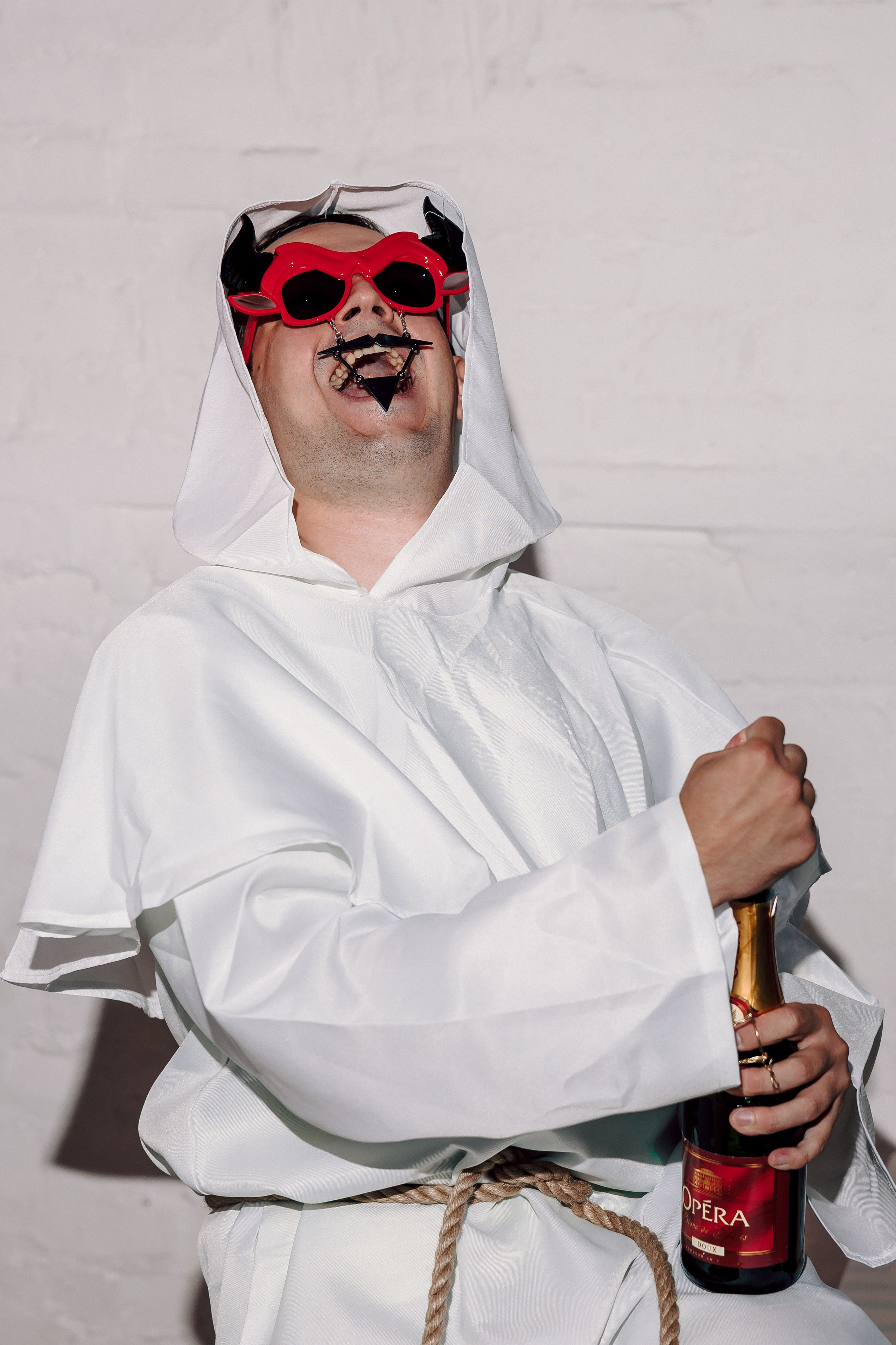 Выпускной курса «Журфак» 2025. Лёшка Варзегов — фотограф