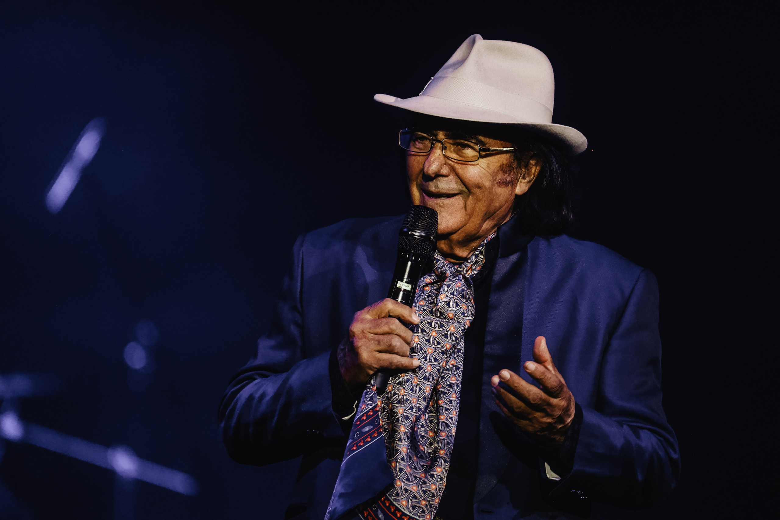 AL BANO. Nikophotoos