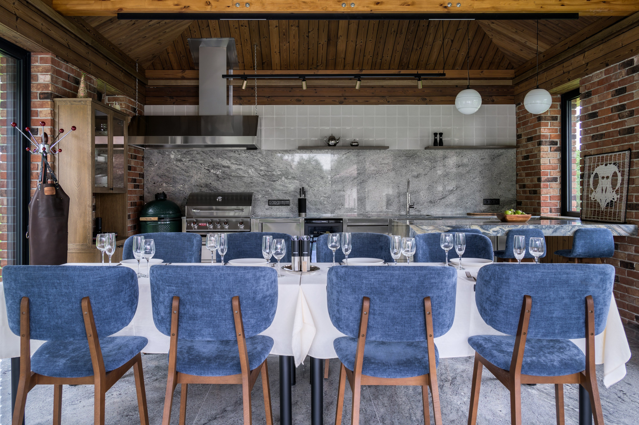 Уличная гриль-беседка. Интерьерный фотограф Мария Дмитриева. Санкт-Петербург