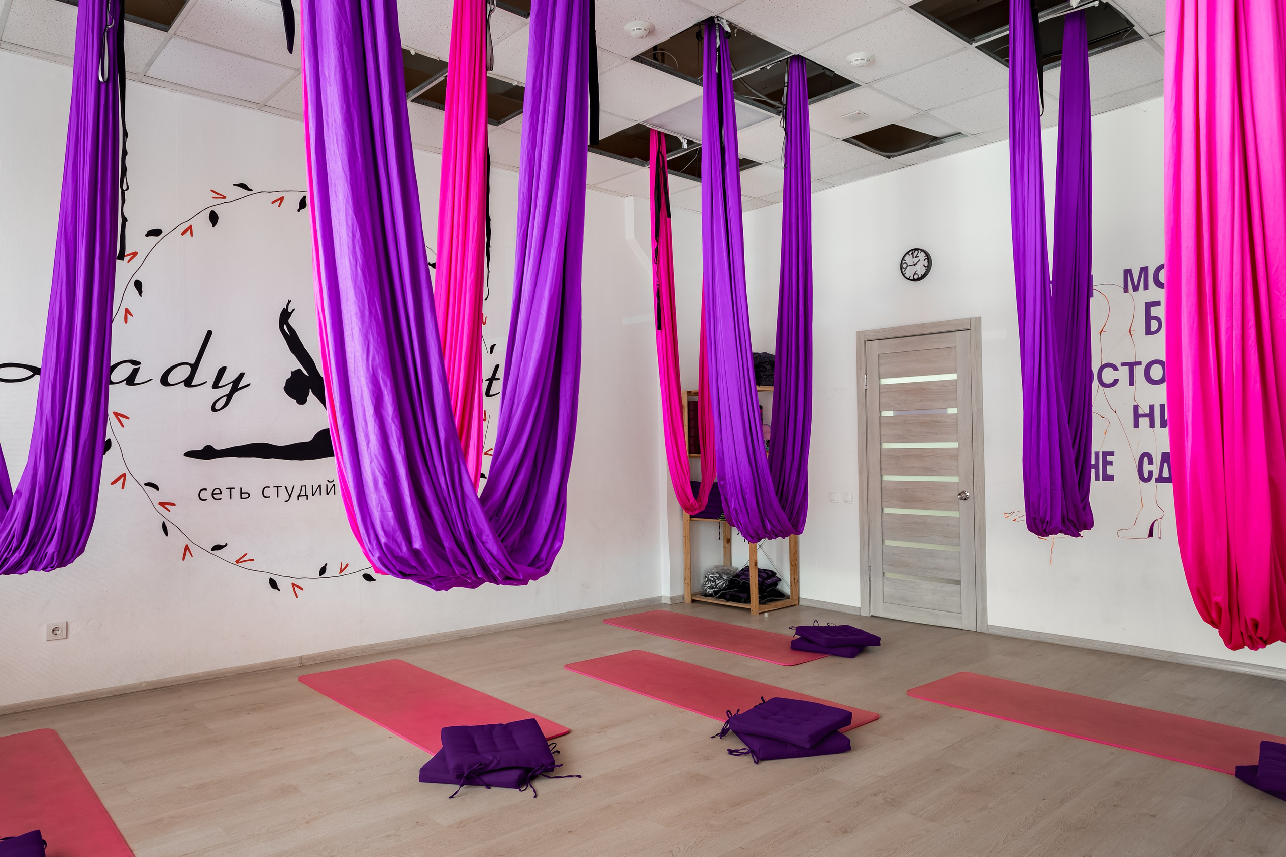 Студия растяжки Lady Stretch. Интерьеры, Контент, Портреты | Фотограф в Москве Дани Терно