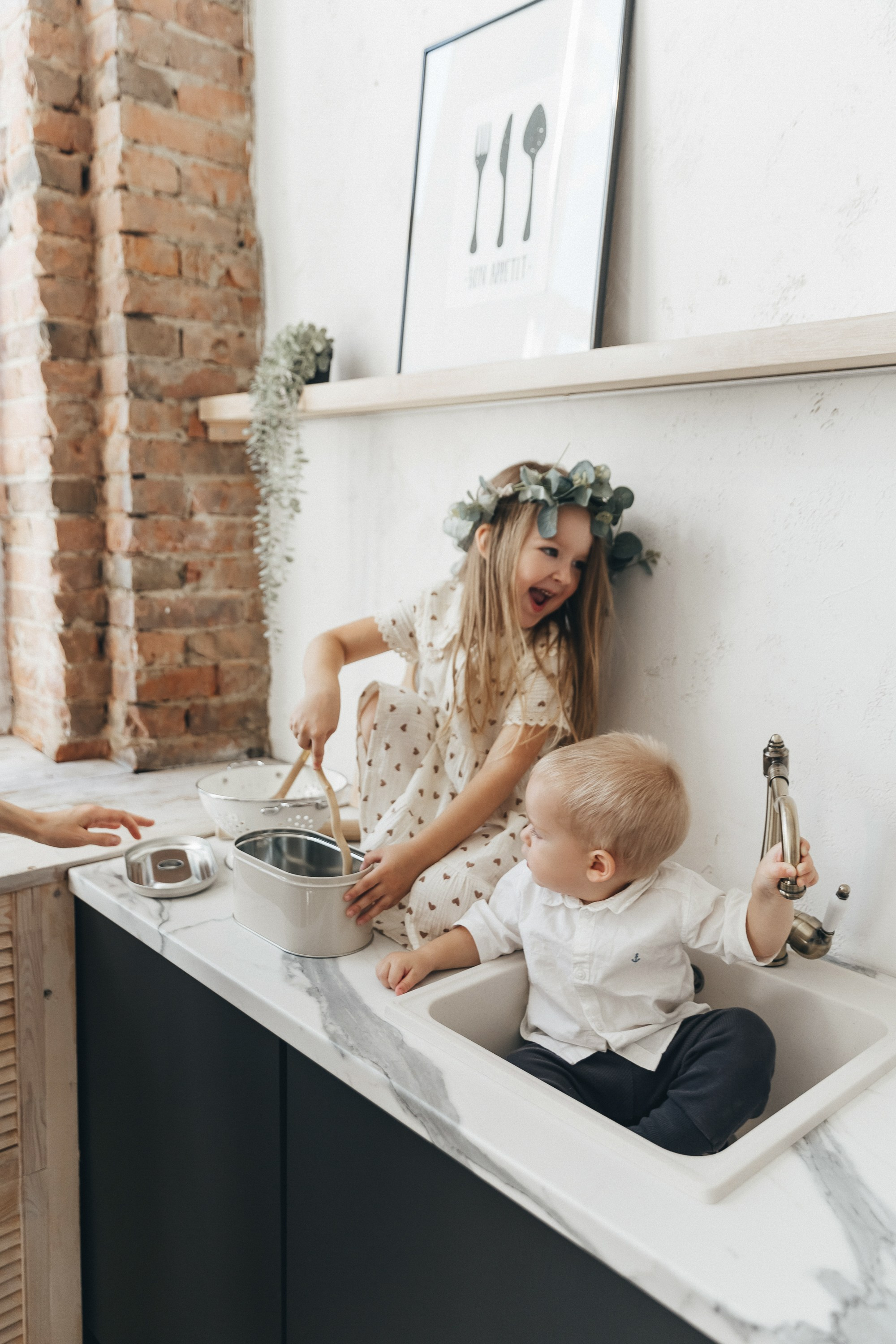 ЮЛЯ, ДАНИИЛ, ЛЮДА, ДАША И ЯРИК ` 23. Maria Startseva Photo