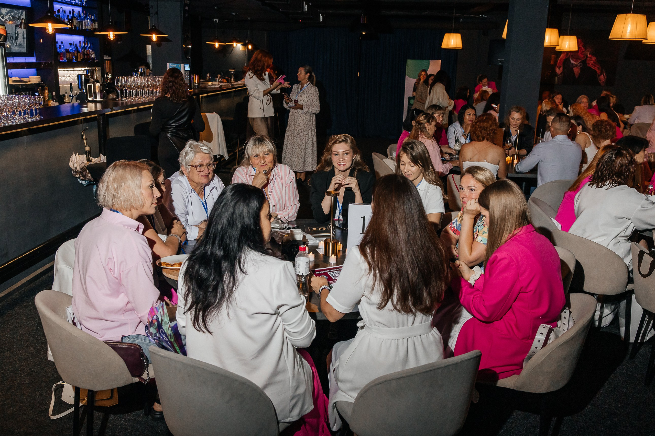 Фотосъёмка мероприятий. Женский и событийный фотограф в Новосибирске Оксана Чумакова