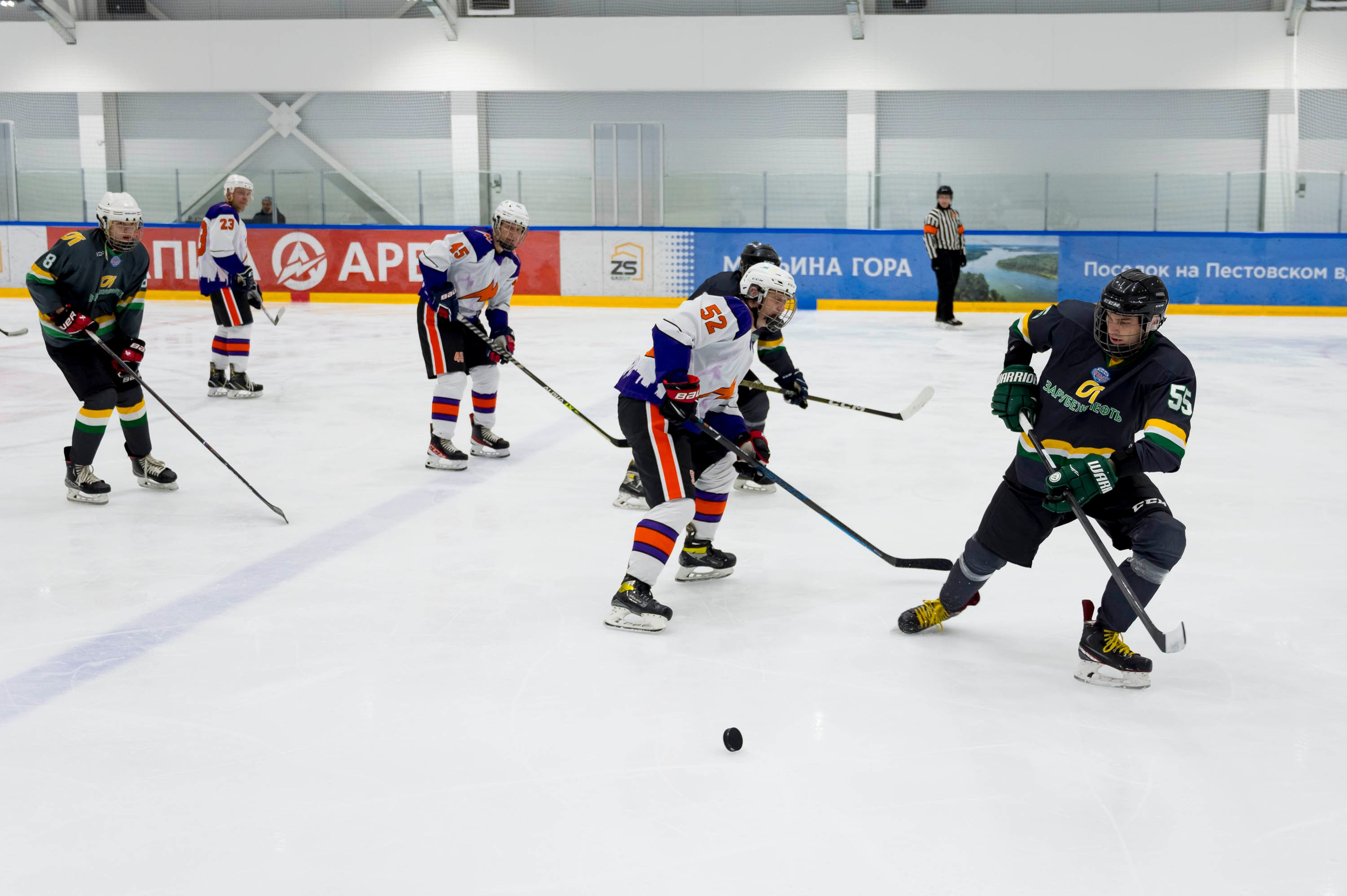 Хоккейный матч корпоративной команды Зарубежнефть. Репортажный фотограф и видеограф Слава Думчев. Тимбилдинги, отчетники, корпоративы