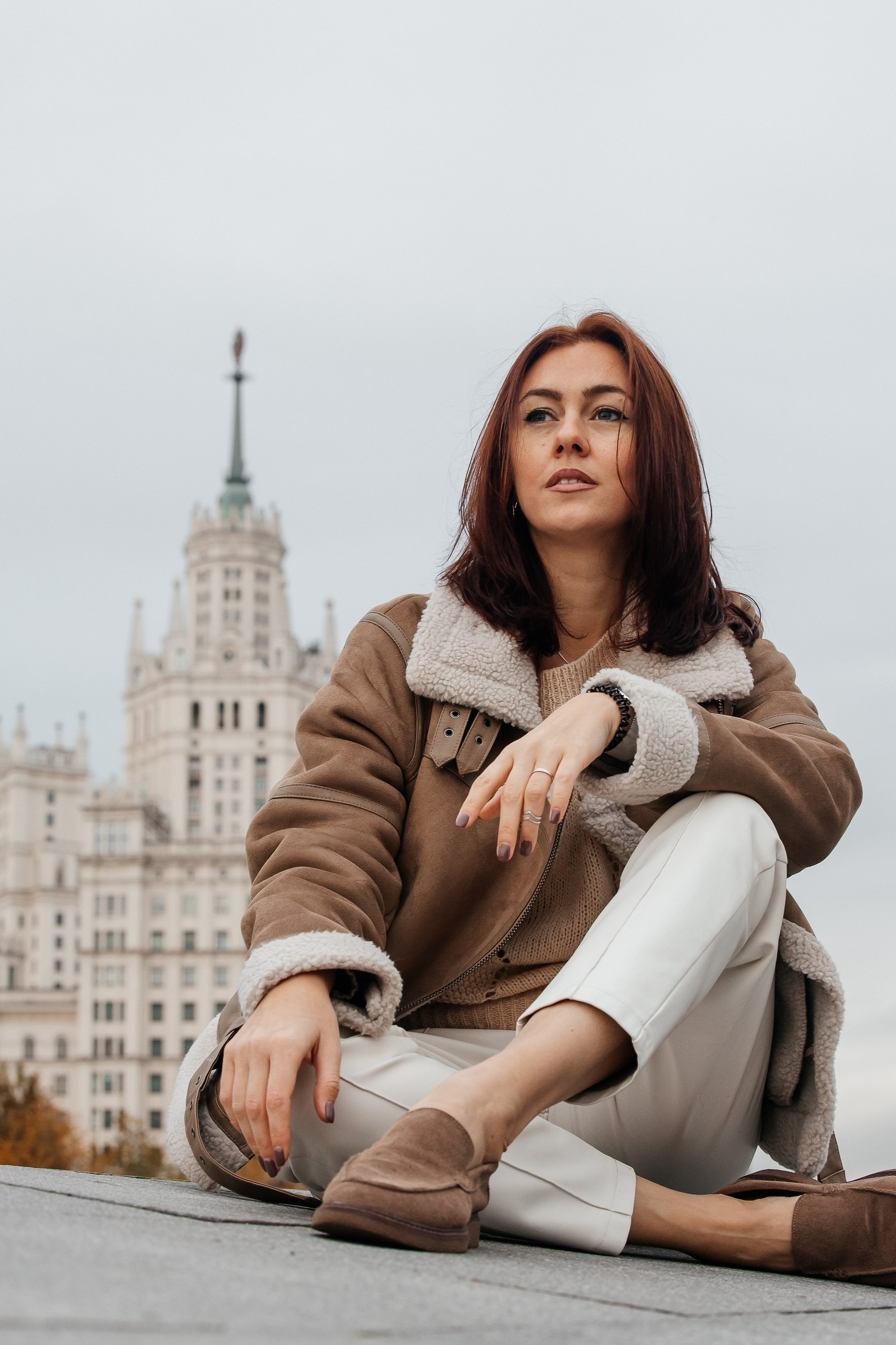 Прогулка у высотки на Котельнической набережной. Свадебный и семейный фотограф в Москве Красинская Мария