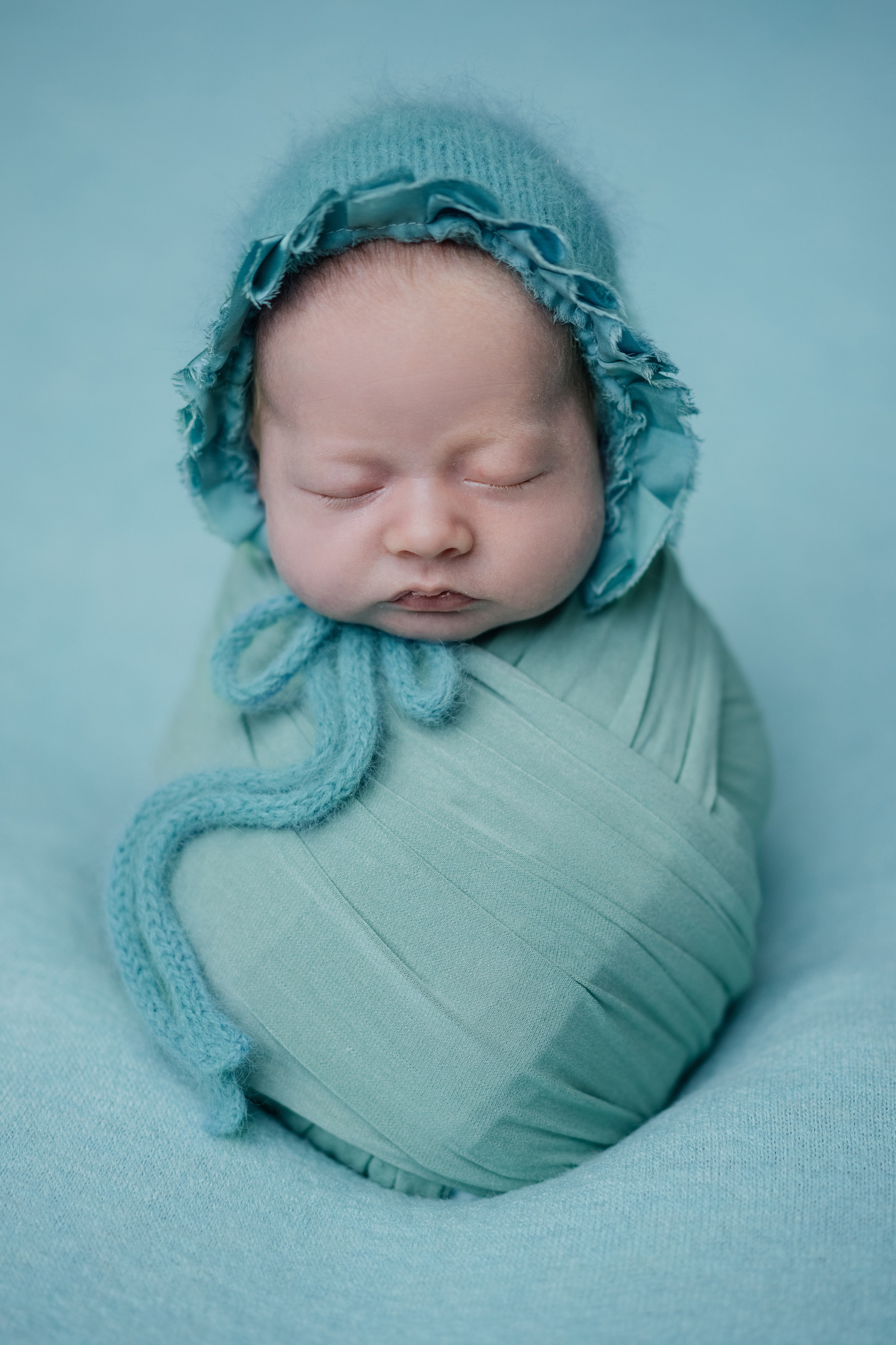 Фотосессия новорожденных в г. Новороссийске. Лана Абрамян-Фотограф новорожденных и беременных в Новороссийске Анапе