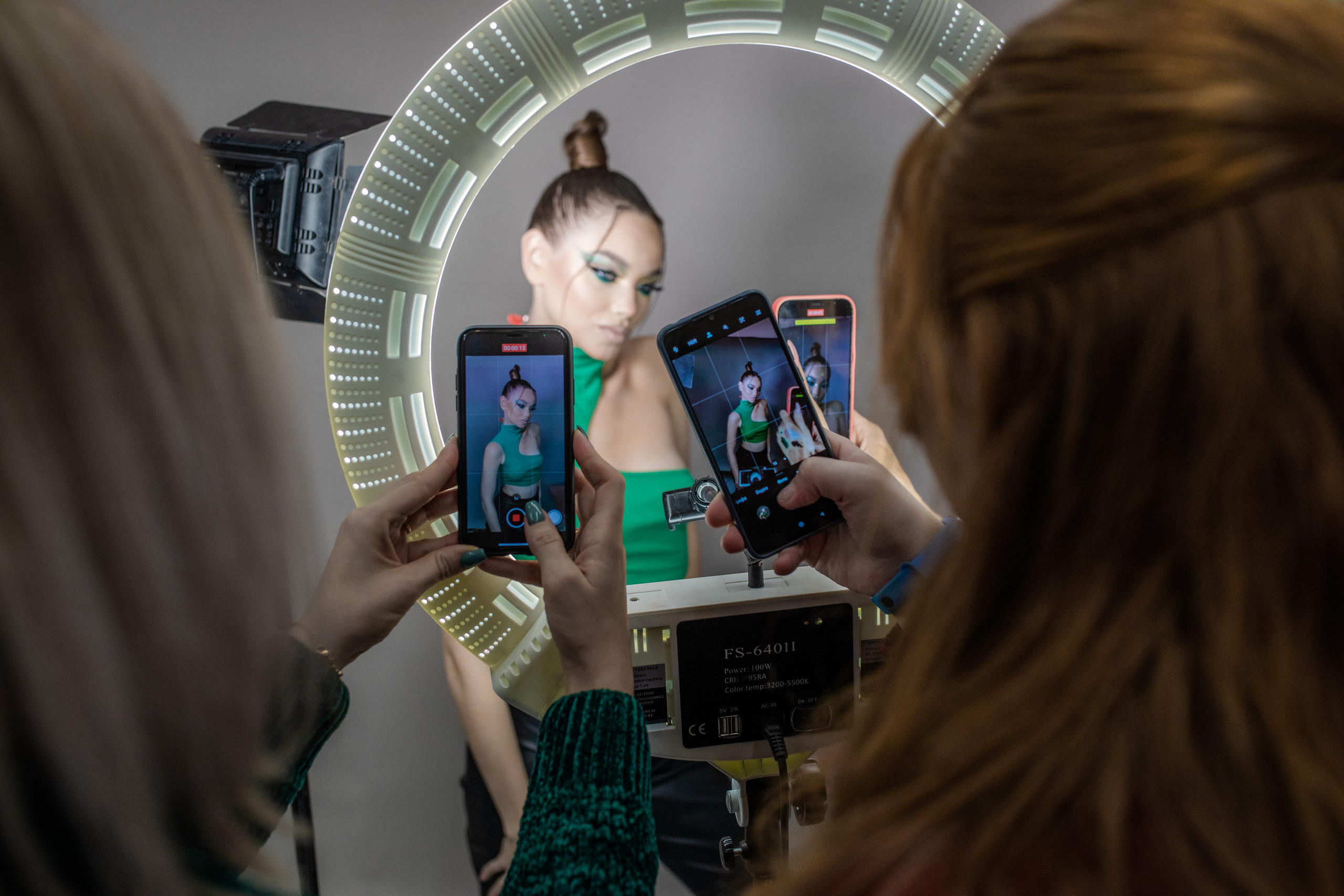 Мастер класс по обучению техникам макияжа. Фотограф в Москве Ира Никина