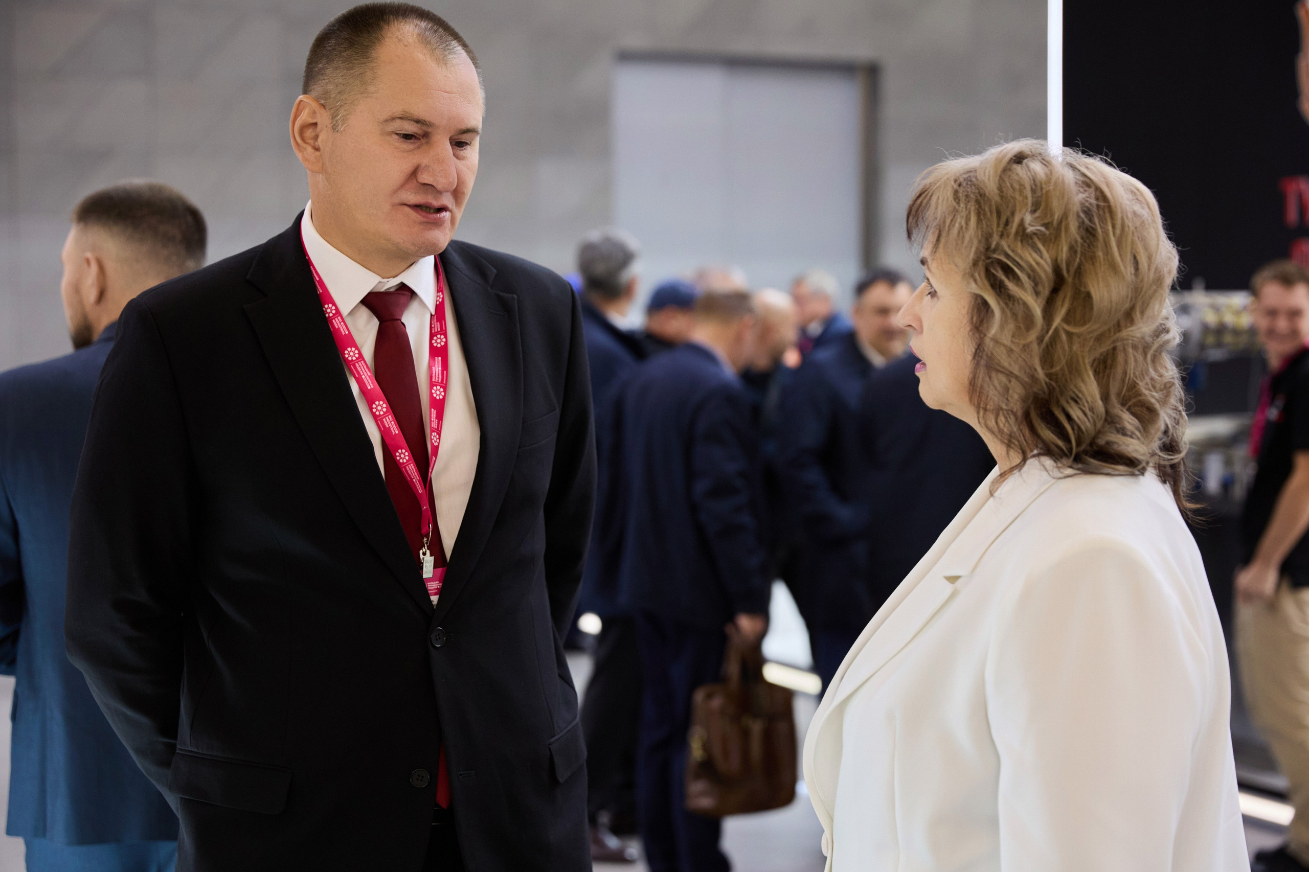 Выставка. Свадебная, репортажная фотосъемка и видеосъемка в Минске. Илья и Юлия Ширмановы. Фотограф | Видеограф | Минск