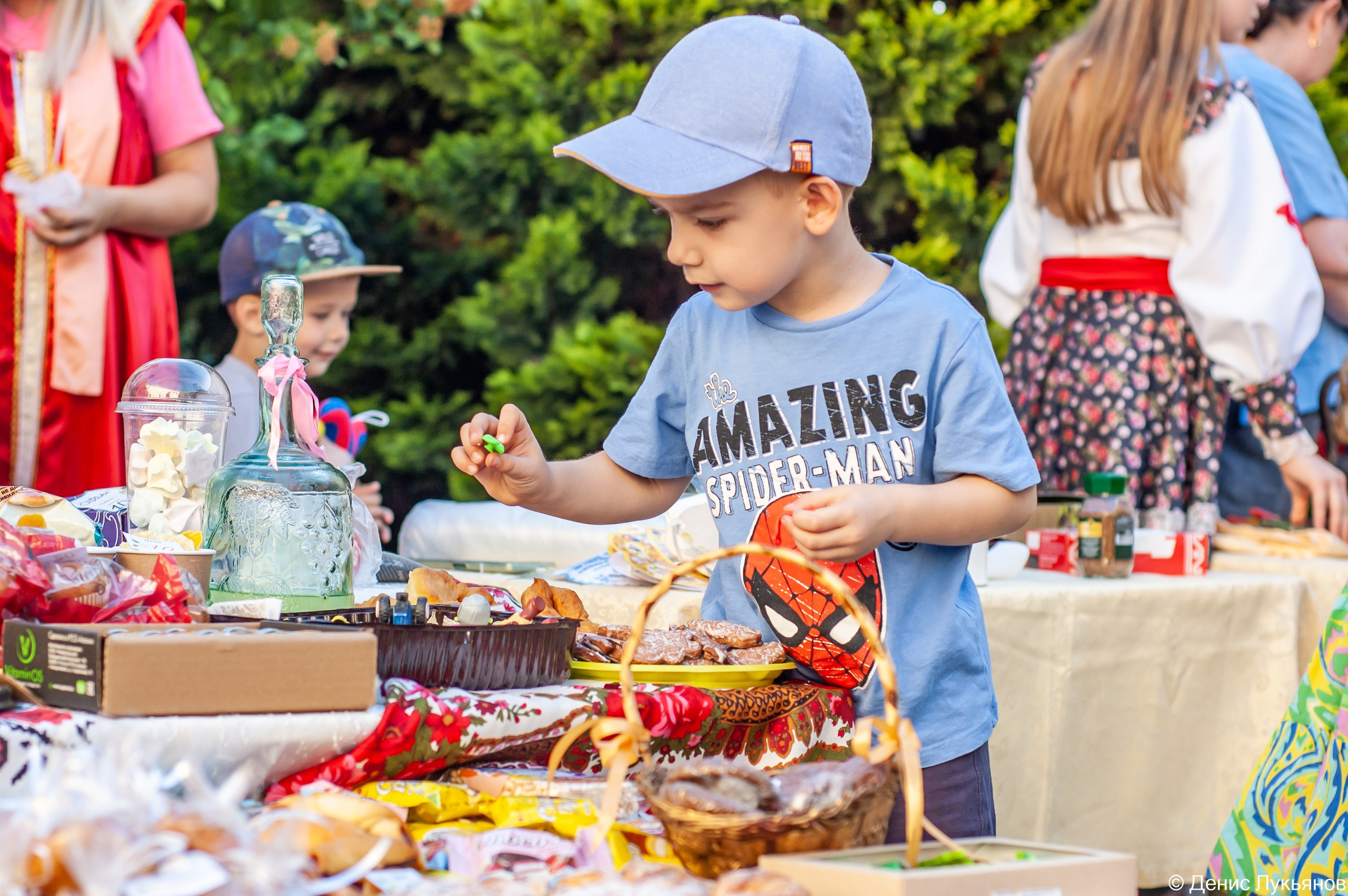 Ярмарка. Свадебный и семейный фотограф Денис Лукьянов в Краснодаре, Краснодарском крае и Республике Крым