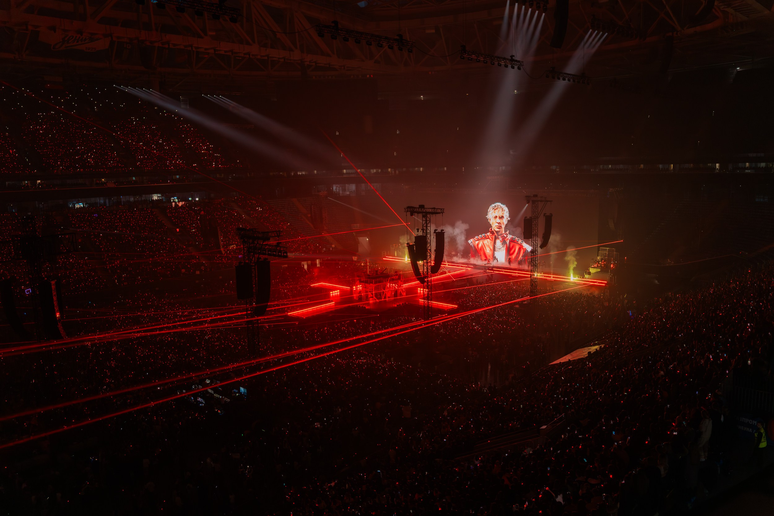 Егор Крид. Портретный и репортажный фотограф в Санкт-Петербурге Максим Пашков