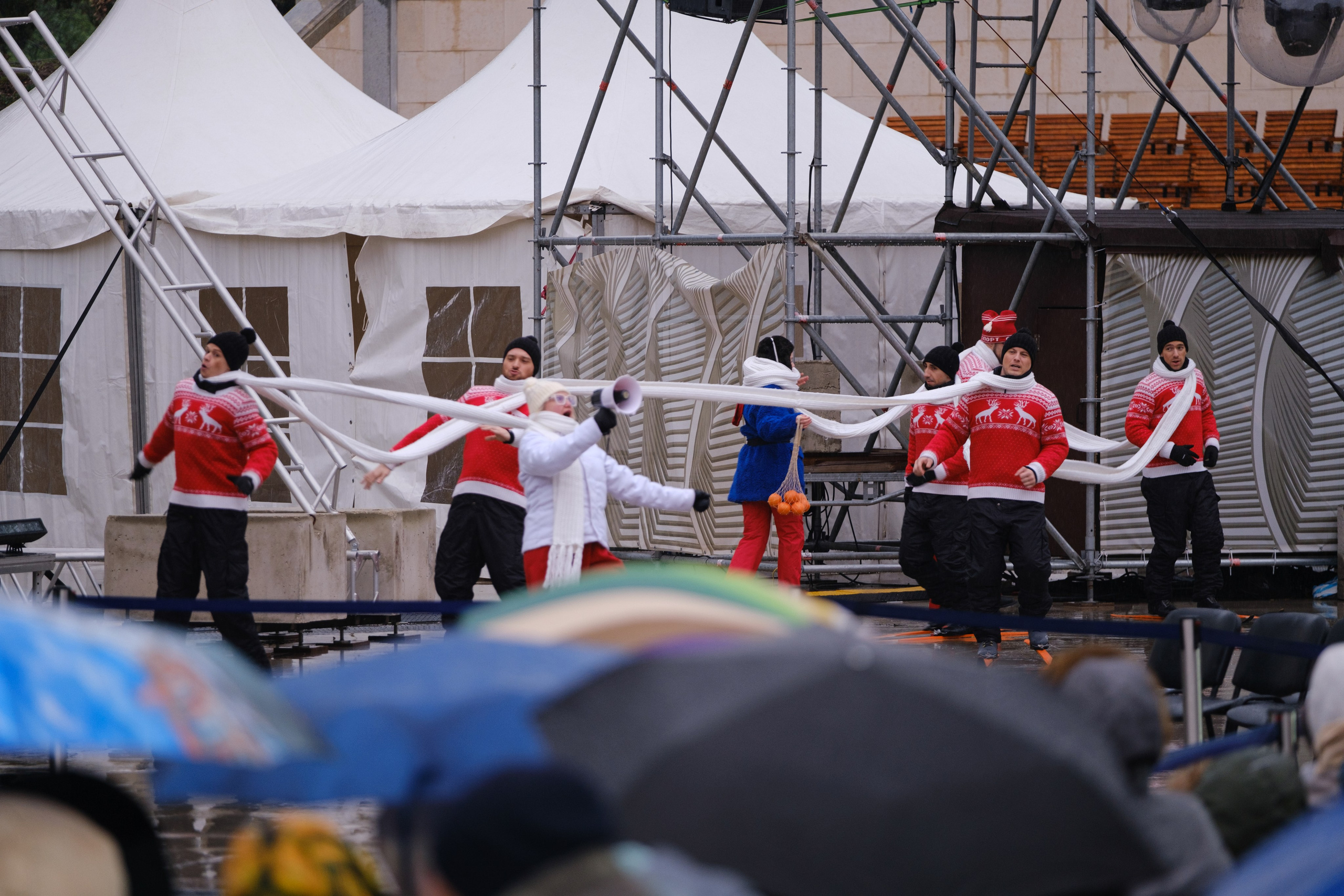 Новогодний репортаж из парка «Новый Херсонес» | Фотограф Илья Желдак. Профессиональная фотосъемка в Крыму. Натуральные эмоции и живые кадры. Забронируйте дату прямо сейчас!