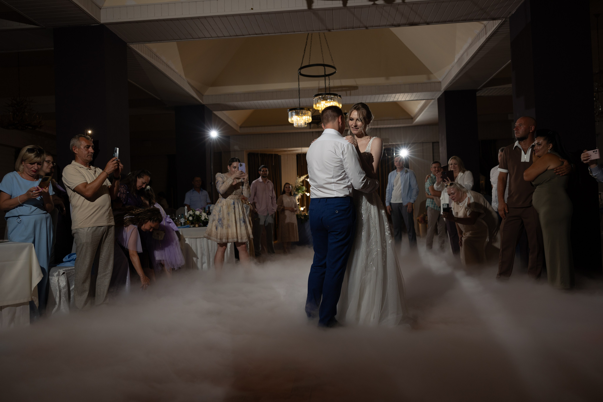 Е+В (Утро, ЗАГС, Luciano, Банкет). Профессиональная фотосъемка в Крыму. Натуральные эмоции и живые кадры. Забронируйте дату прямо сейчас!