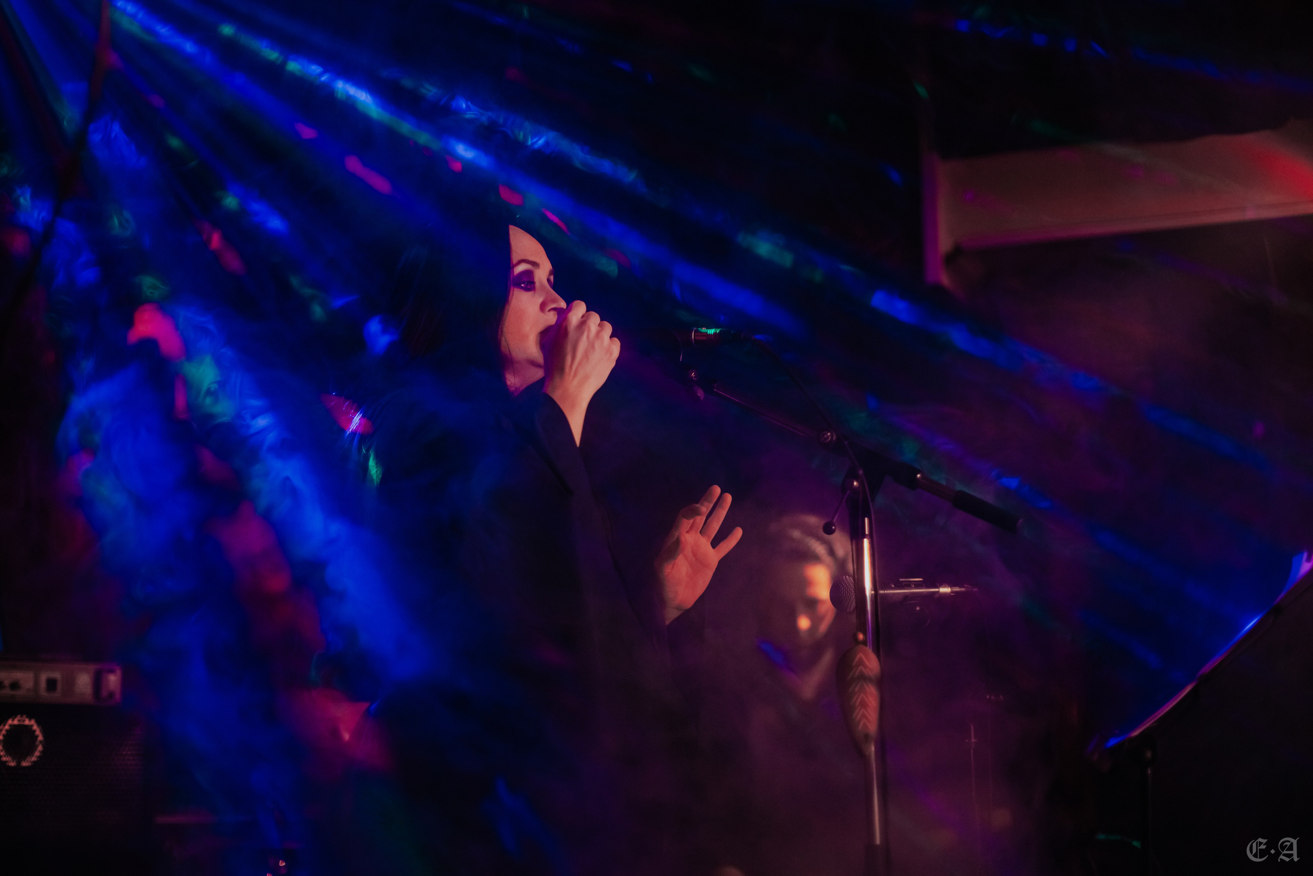 Dara Yara в «Алиби». Фотограф Ellairen