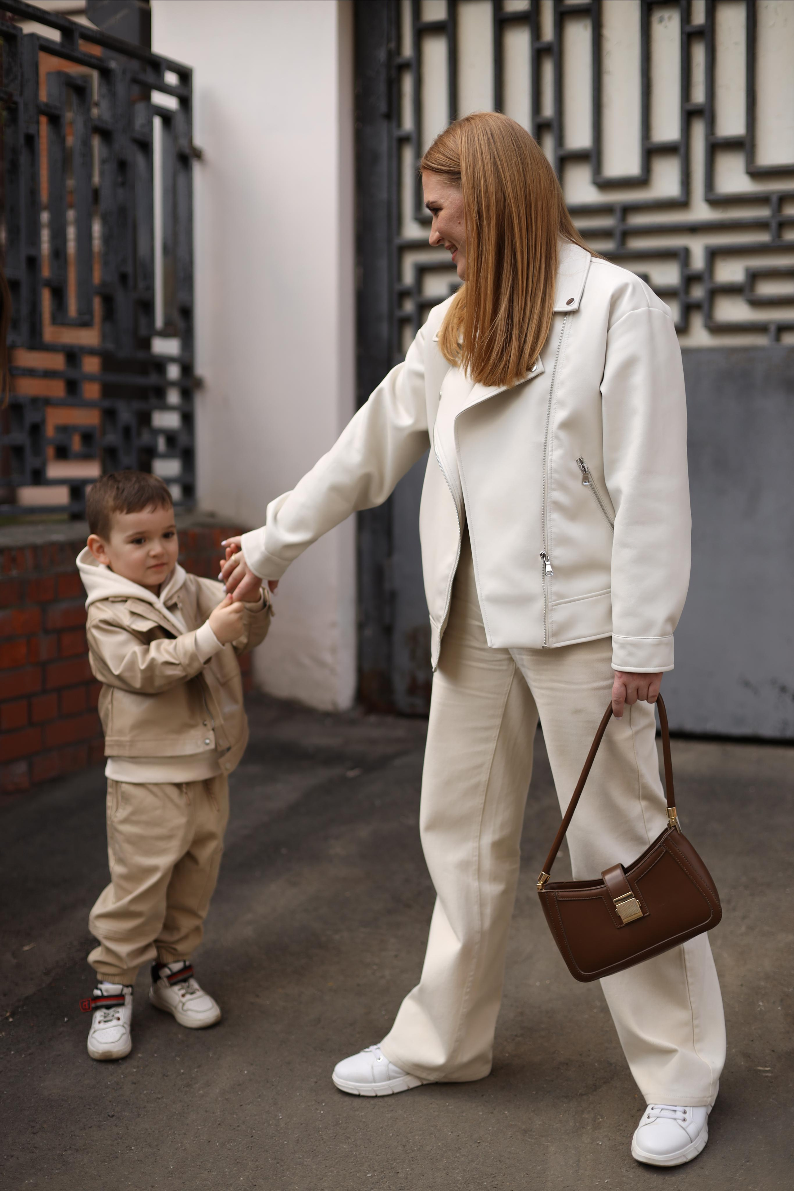 Кристина и ее сыночек. Фотограф в г. Москве Армина Карапетян