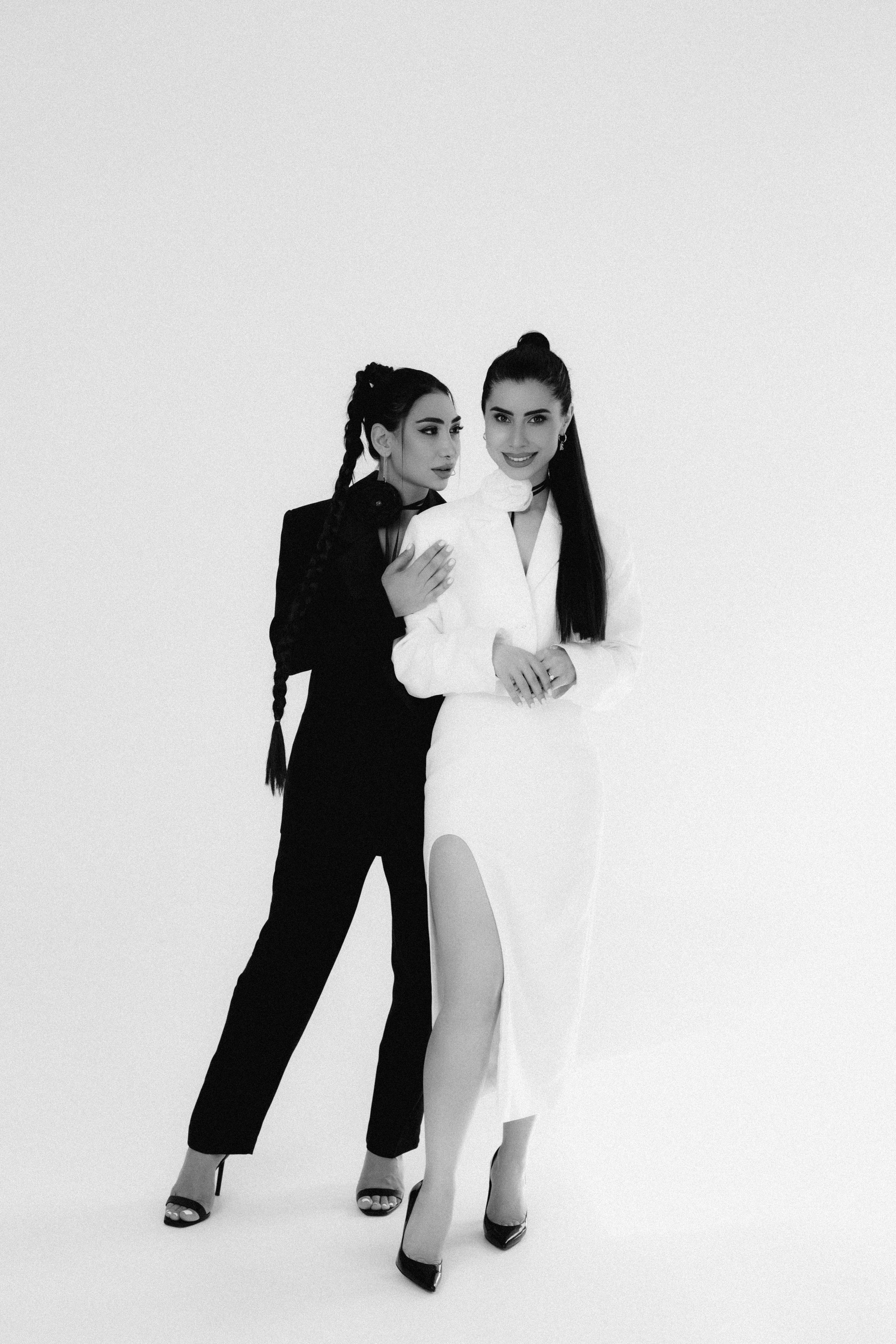 Каролина и ее сестра Сюзанна. Фотограф в г. Москве Армина Карапетян