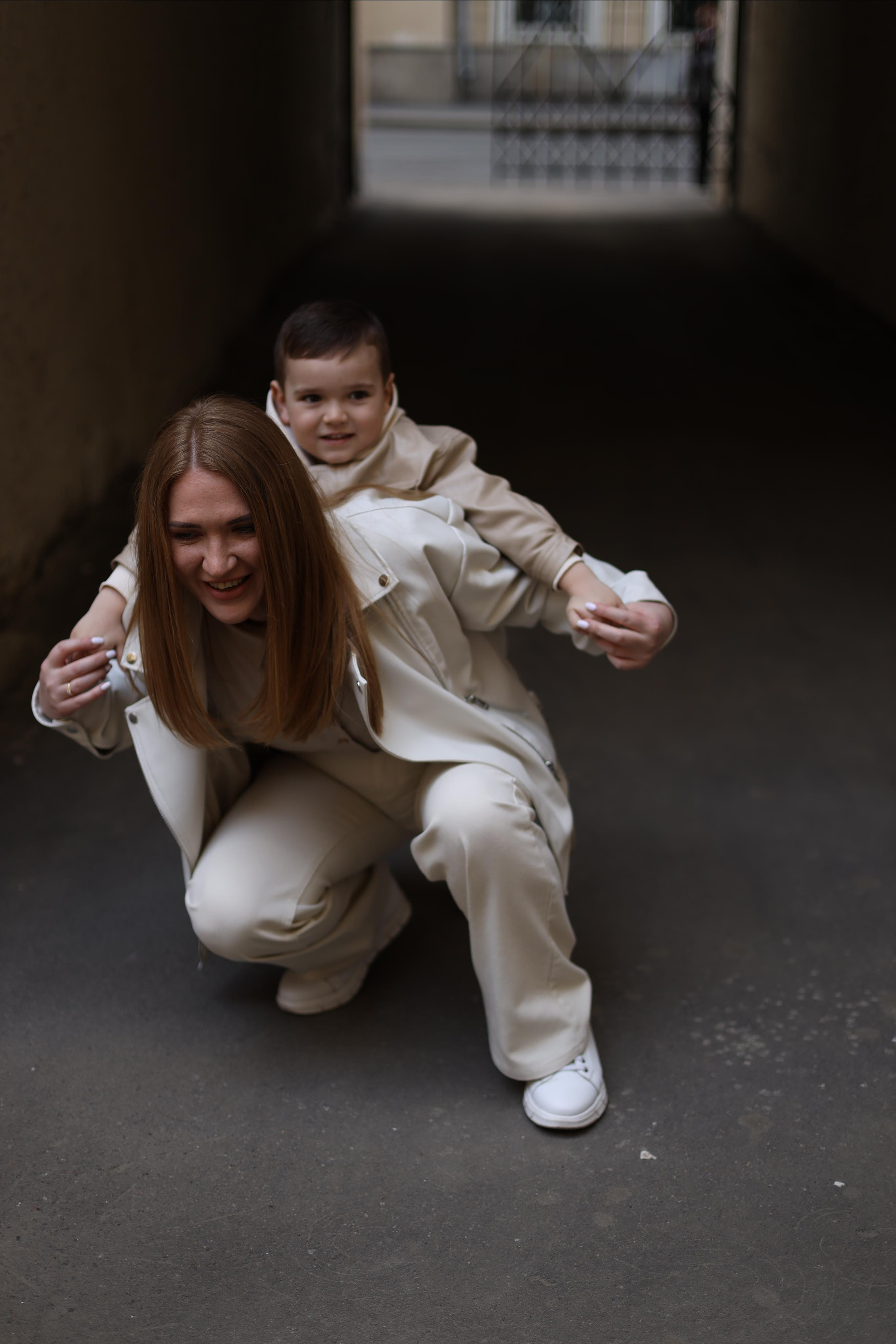 Кристина и ее сыночек. Фотограф в г. Москве Армина Карапетян