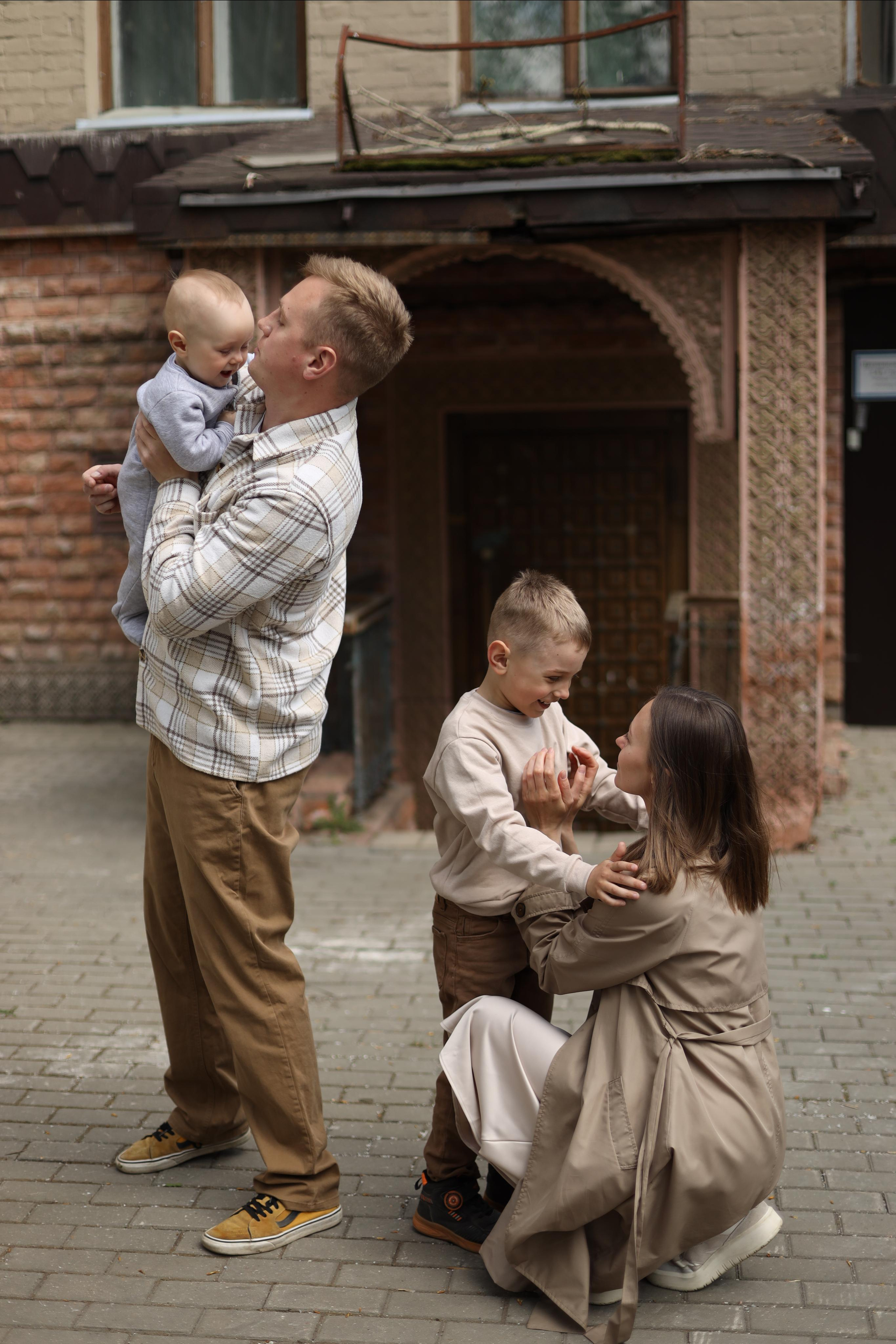 Красивая семья Кати. Фотограф в г. Москве Армина Карапетян