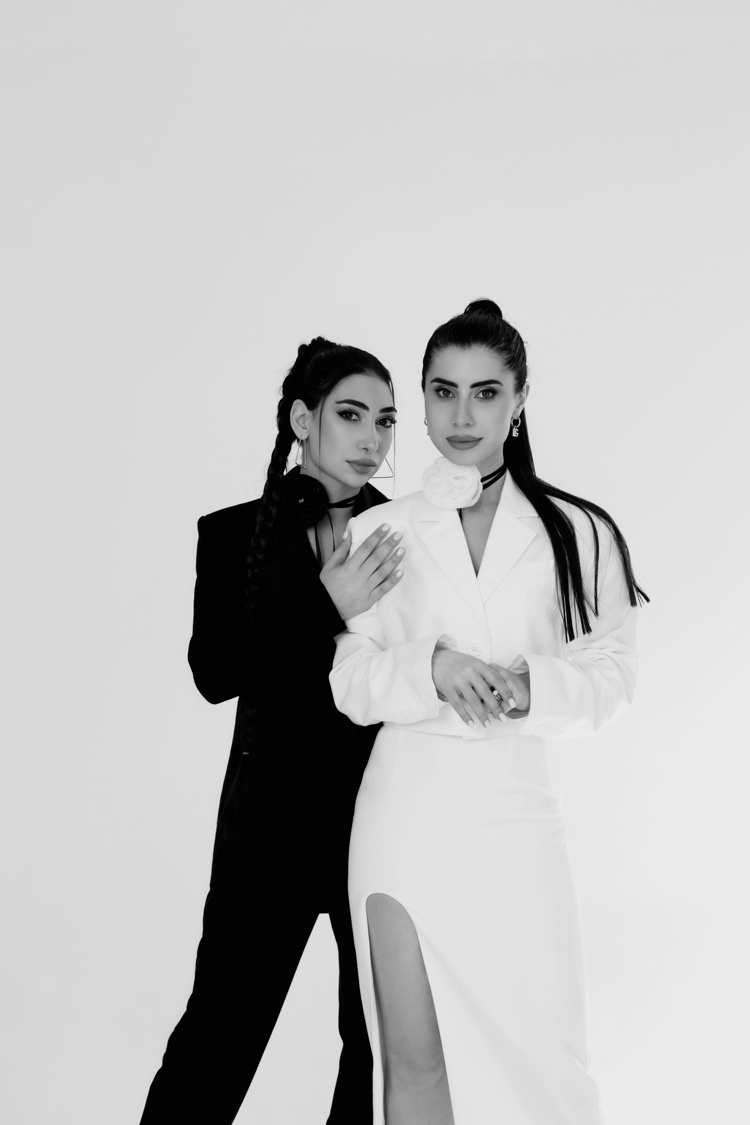 Каролина и ее сестра Сюзанна. Фотограф в г. Москве Армина Карапетян