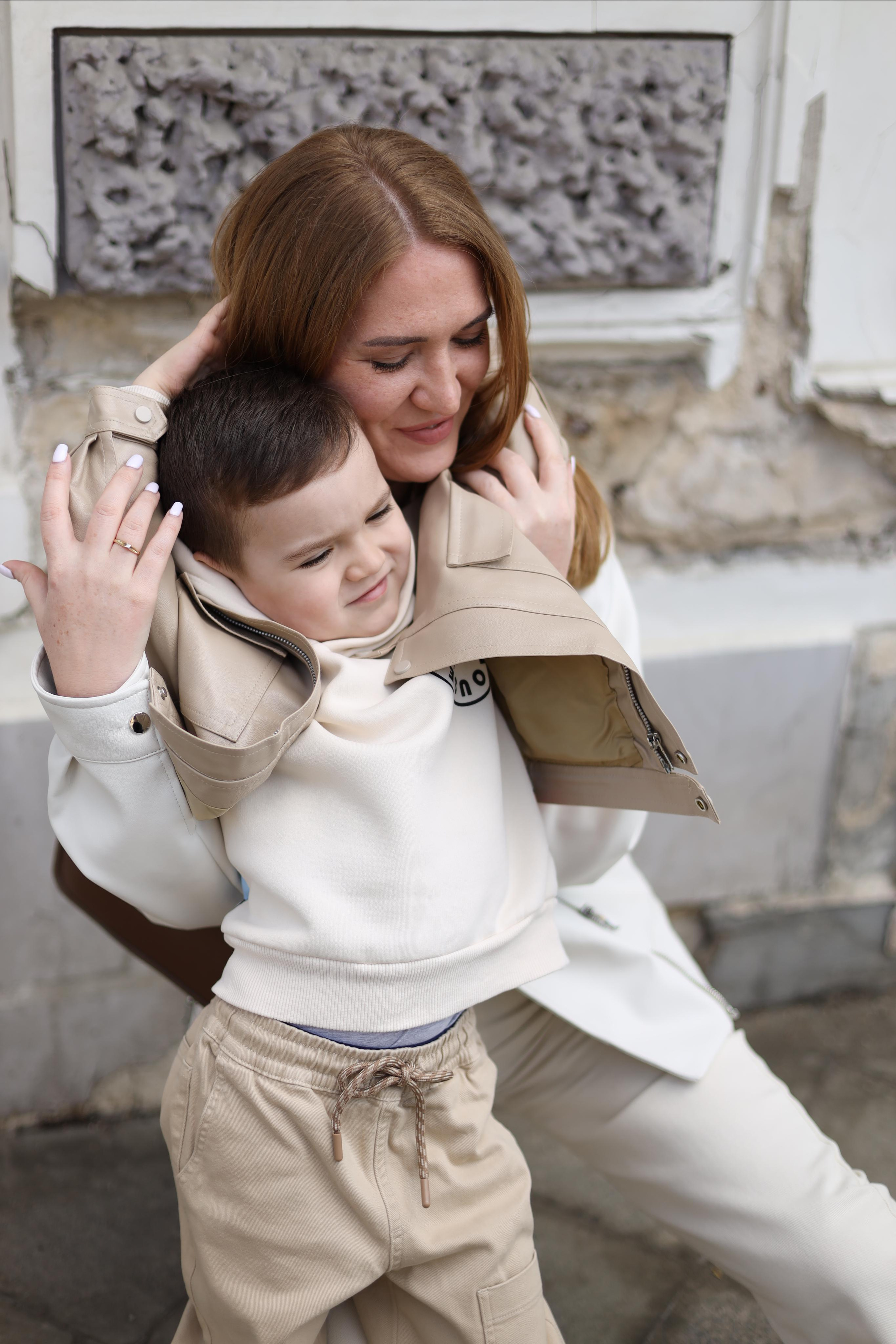 Кристина и ее сыночек. Фотограф в г. Москве Армина Карапетян
