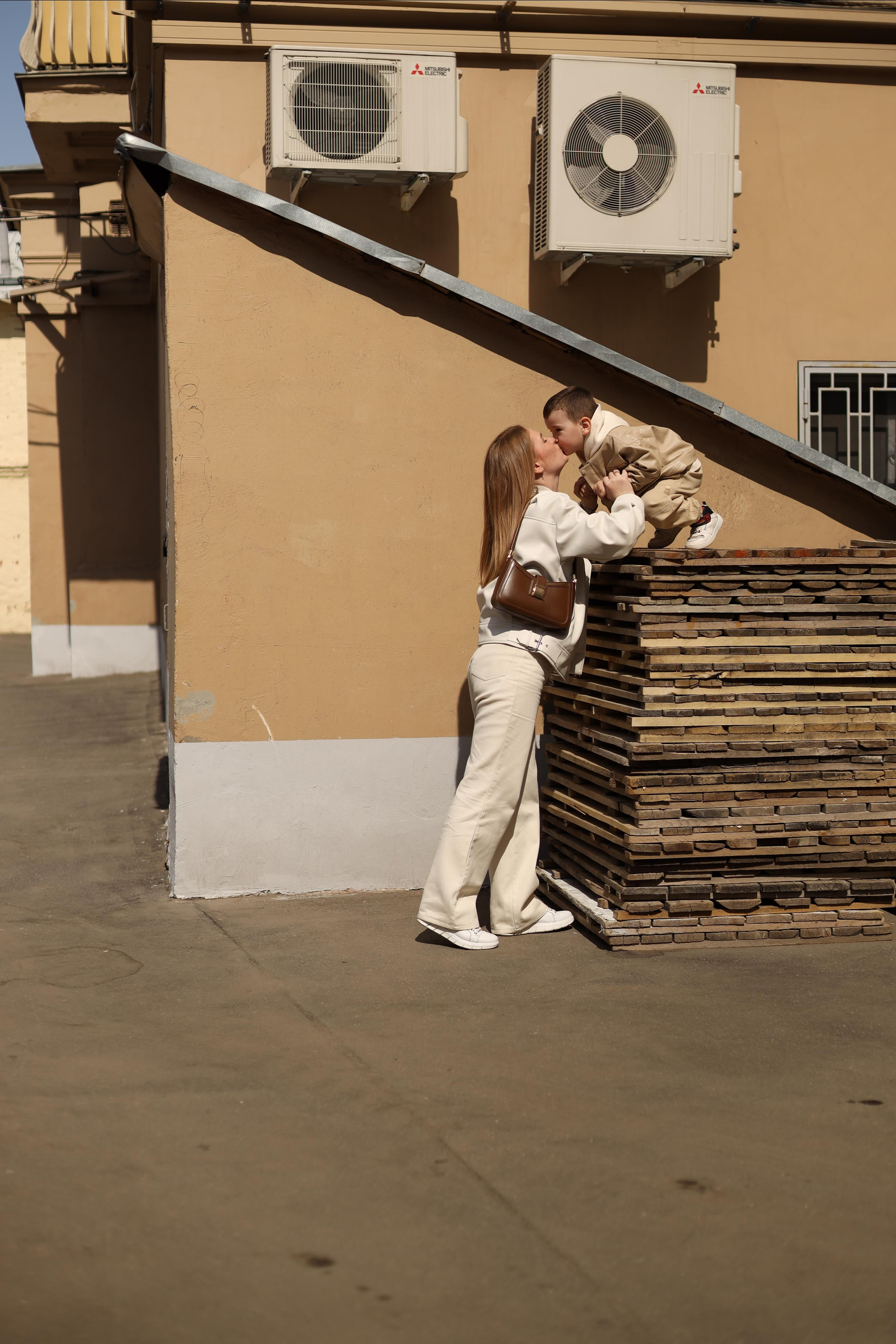 Кристина и ее сыночек. Фотограф в г. Москве Армина Карапетян