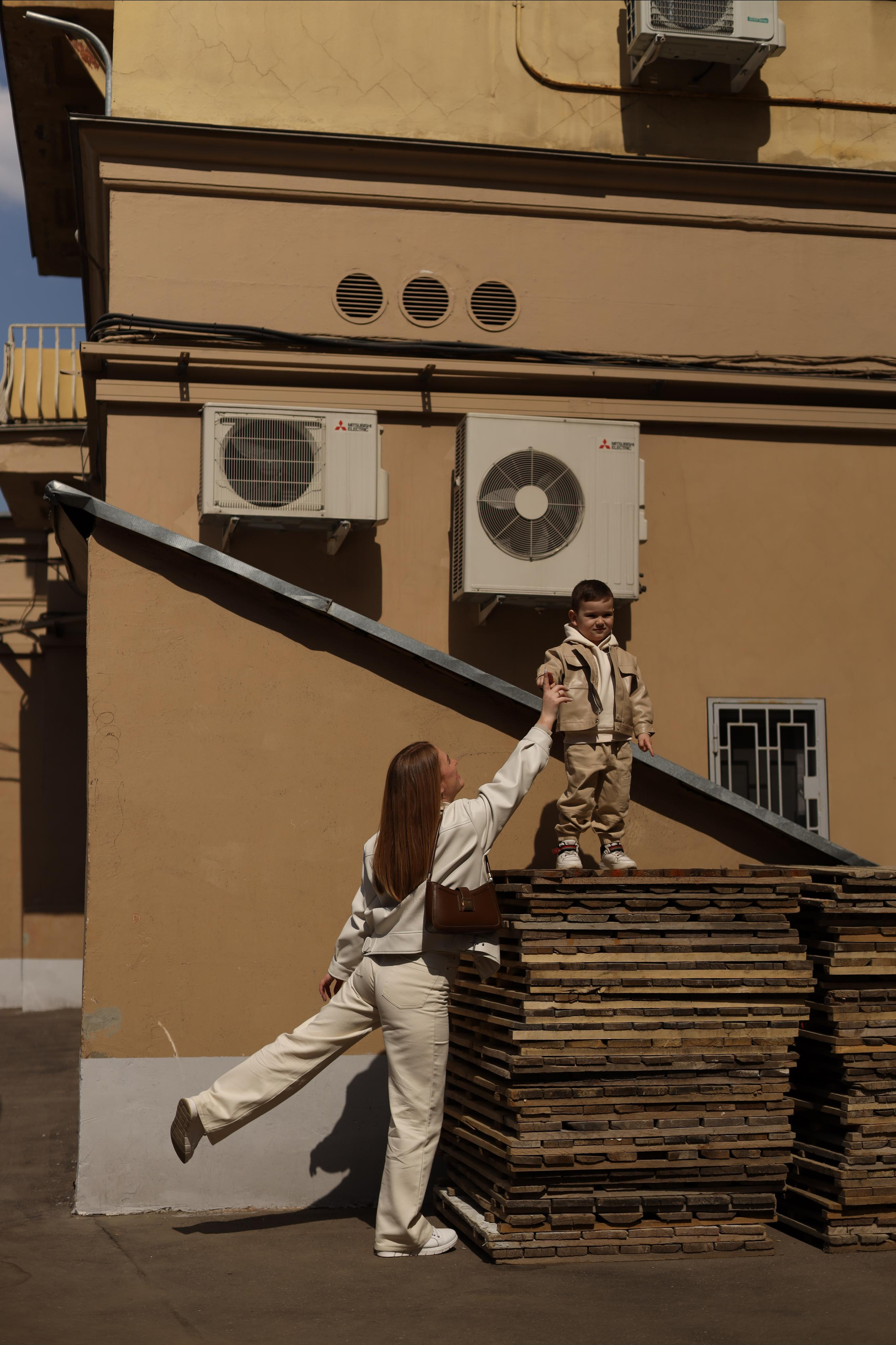 Кристина и ее сыночек. Фотограф в г. Москве Армина Карапетян