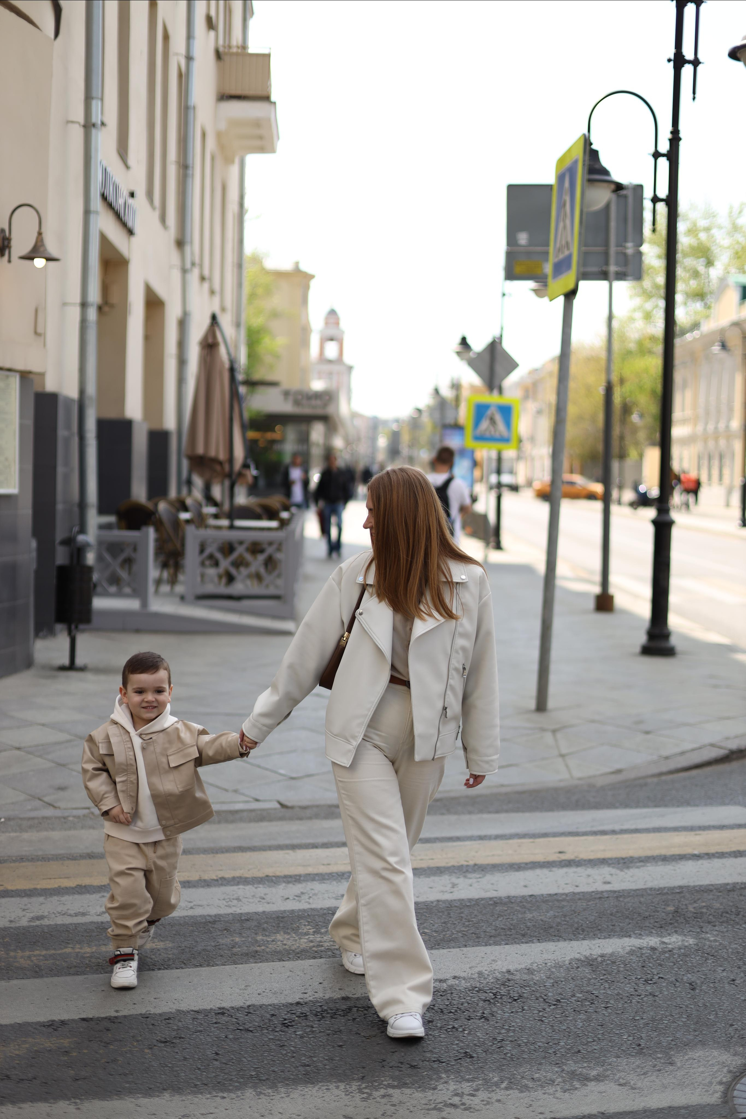 Кристина и ее сыночек. Фотограф в г. Москве Армина Карапетян