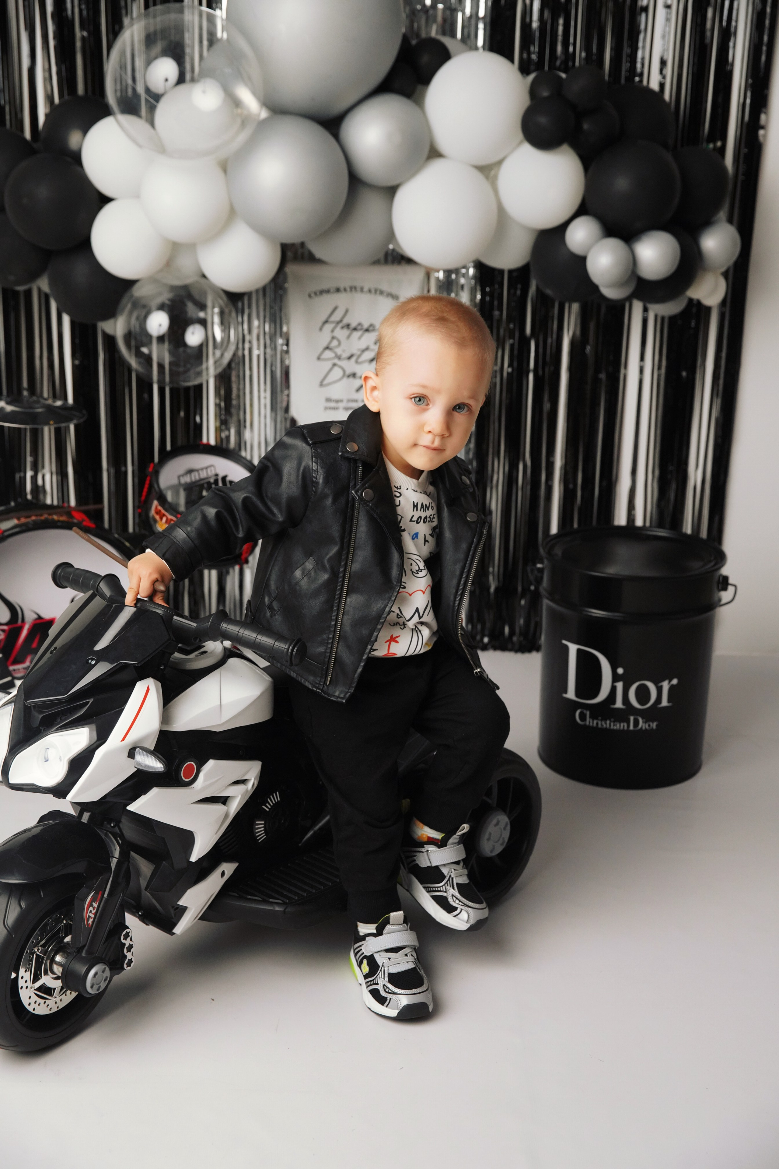 Байкер. Фотограф новорожденных. Семейный и детский фотограф в городе Сургуте