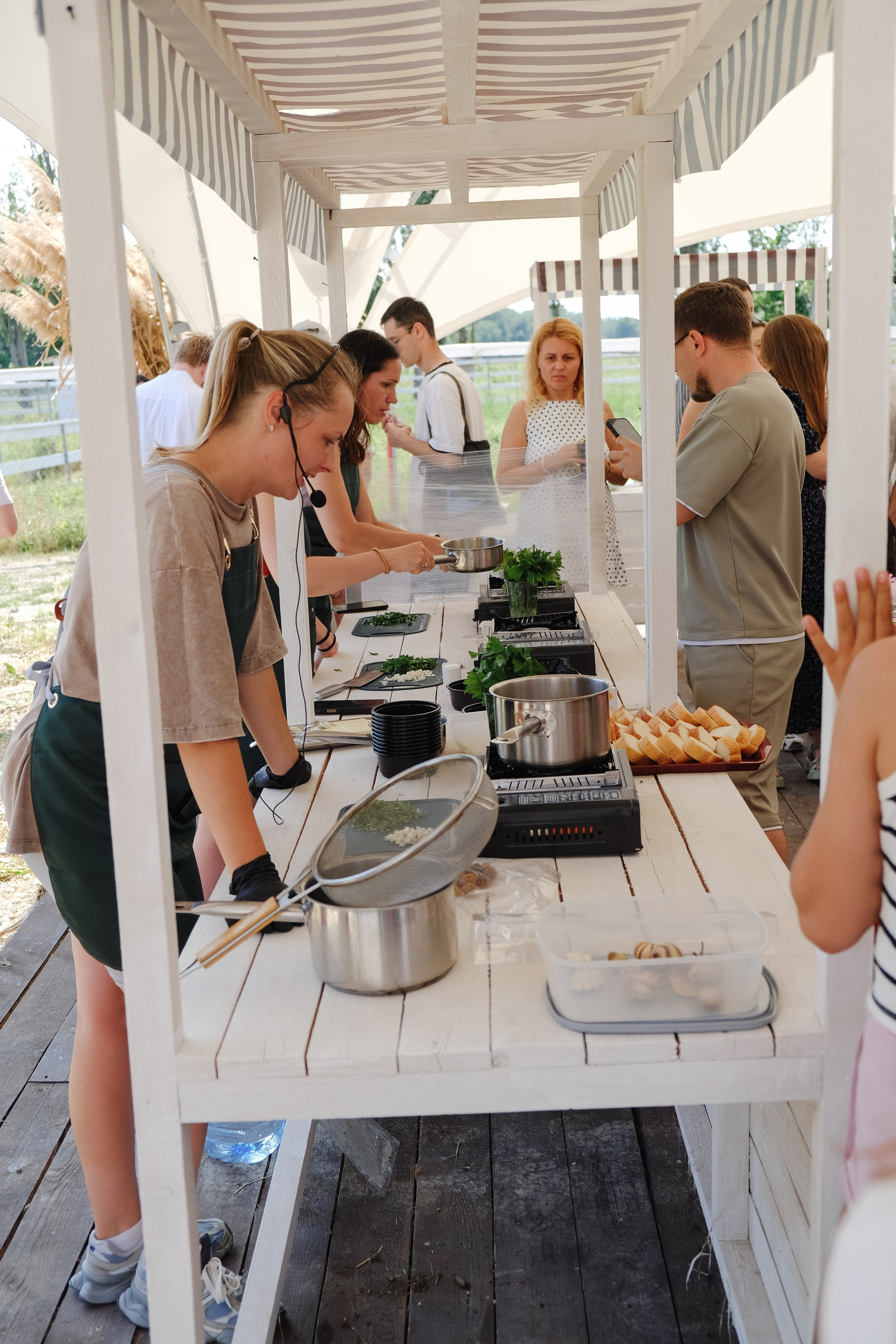 Репортаж на ферме. Профессиональная фотосъемка в Крыму. Натуральные эмоции и живые кадры. Забронируйте дату прямо сейчас!