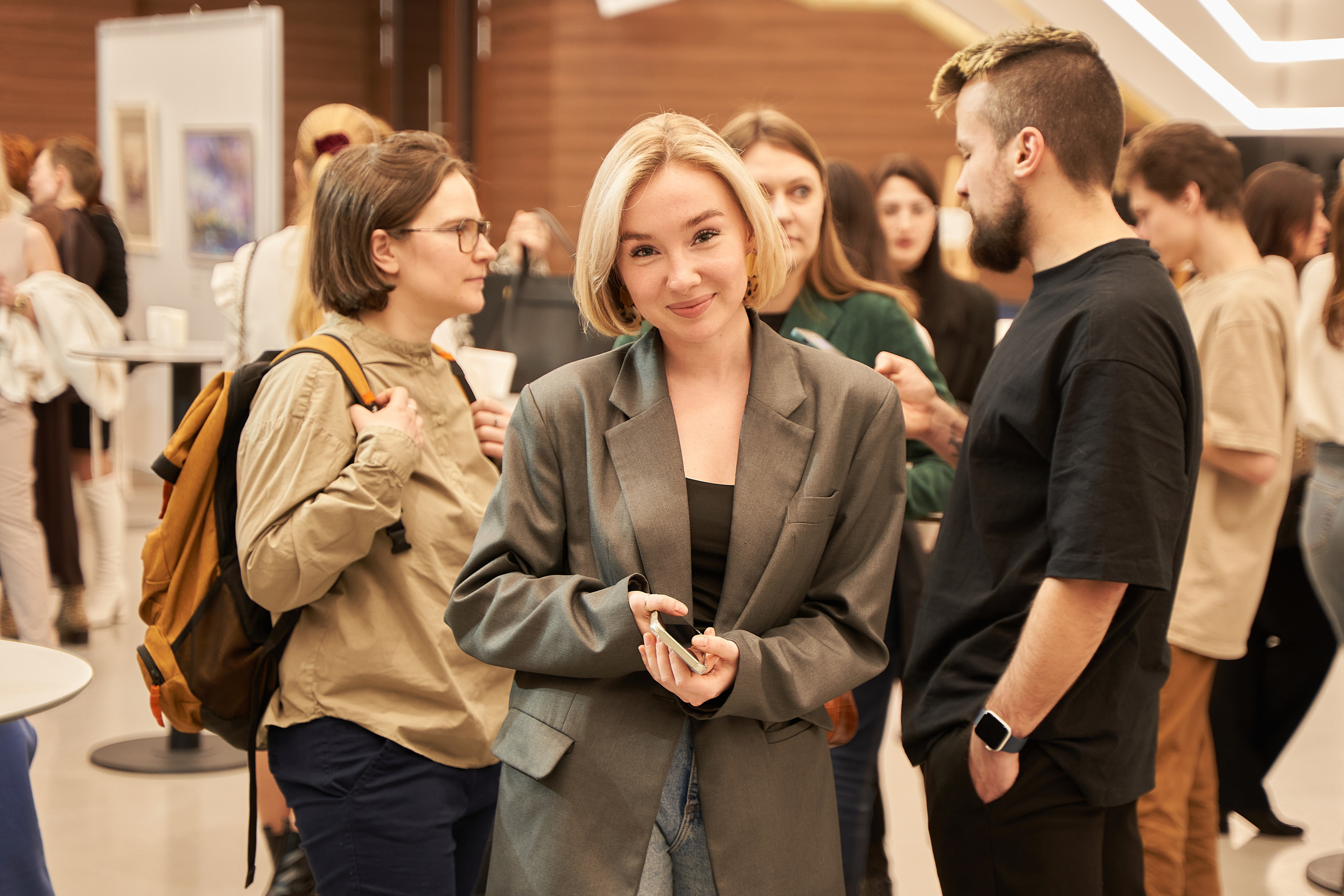 Выставка «Шел по городу волшебник». Фотограф Вика Фадина, Екатеринбург