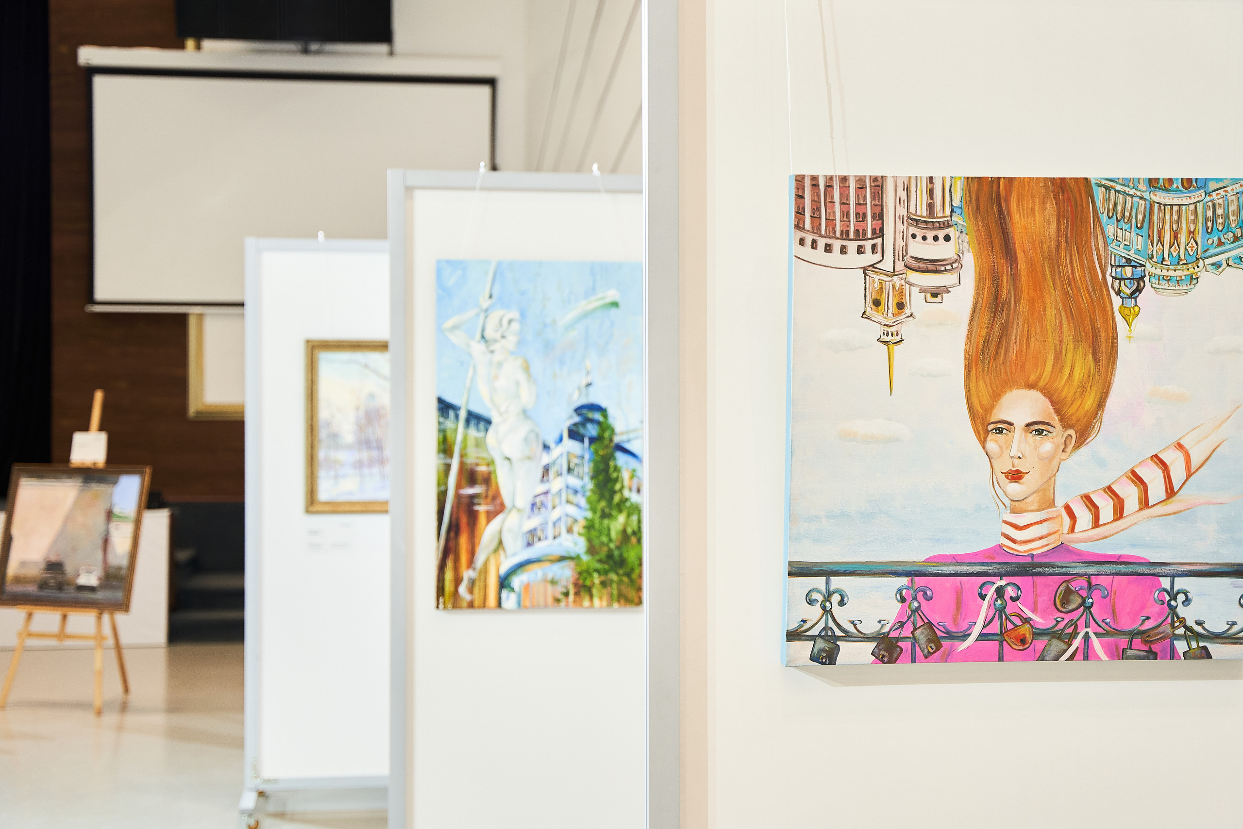 Выставка «Шел по городу волшебник». Фотограф Вика Фадина, Екатеринбург