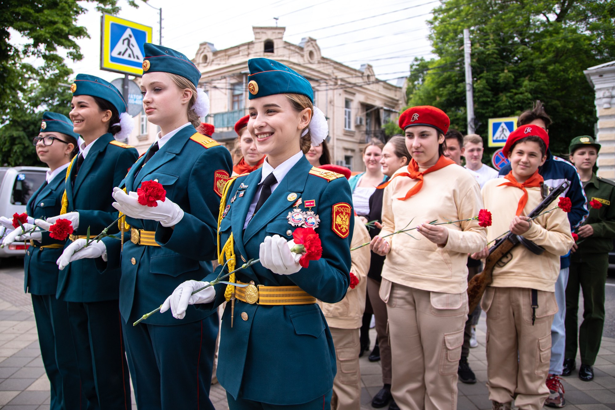 100-летие пионерии. Репортажный, промышленный и маркетплейс-фотограф Дмитрий Чернат
