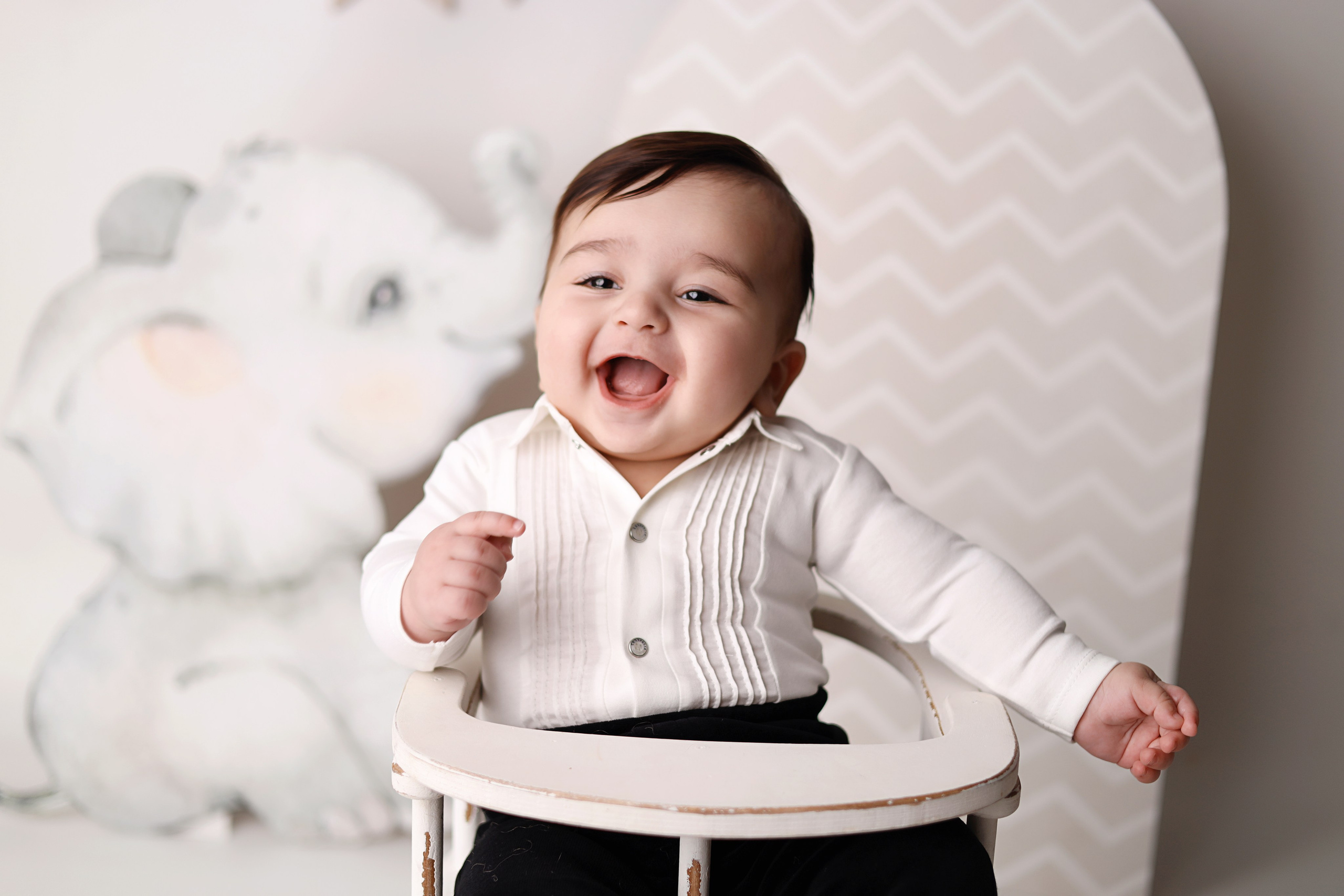 Азнавуру 6 месяцев. Фотограф новорожденных Москва. Ньюборн фотограф Москва