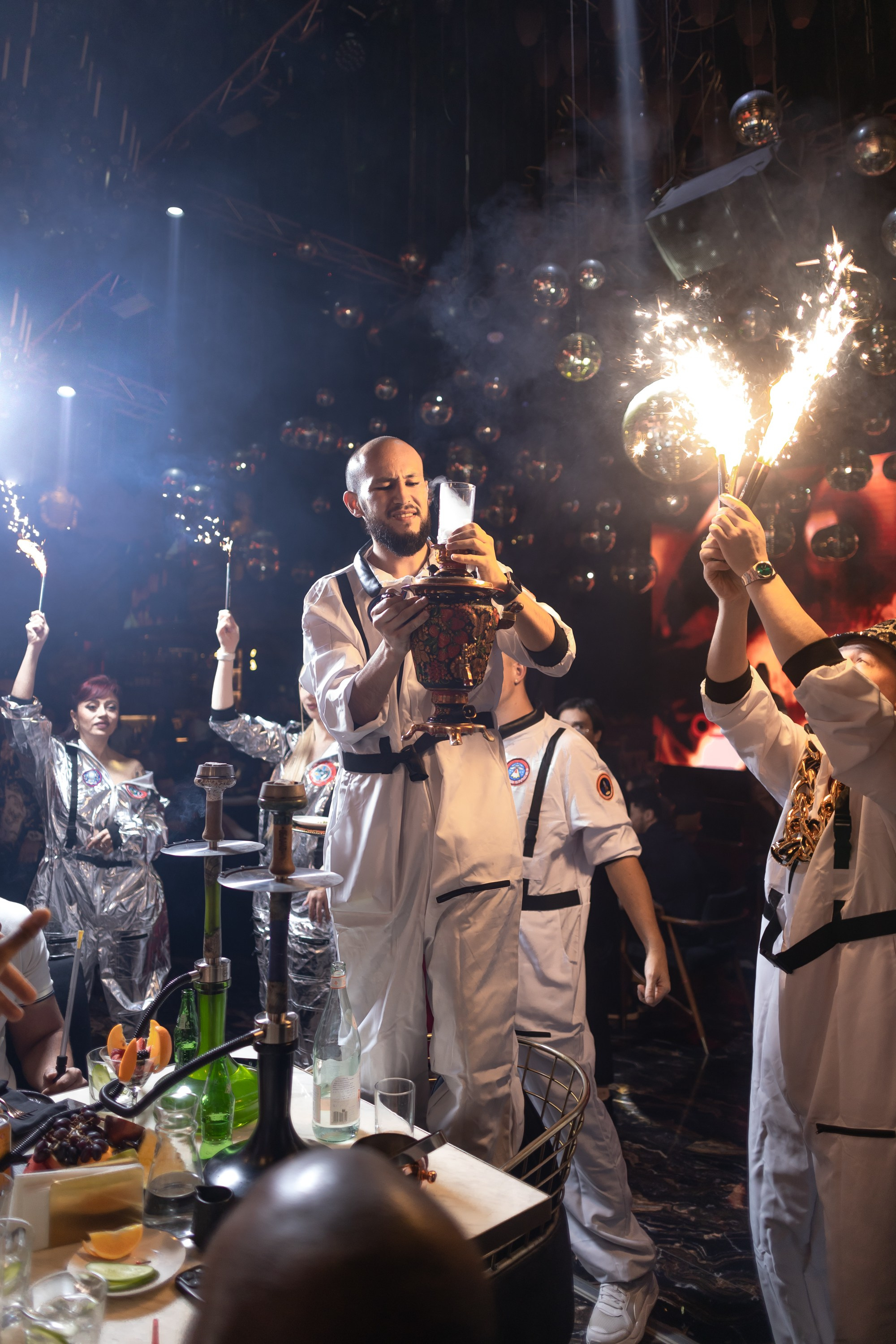 CONTENT FOR ZOLOTO. NOIZOMAX Художественный фотограф в Дубай