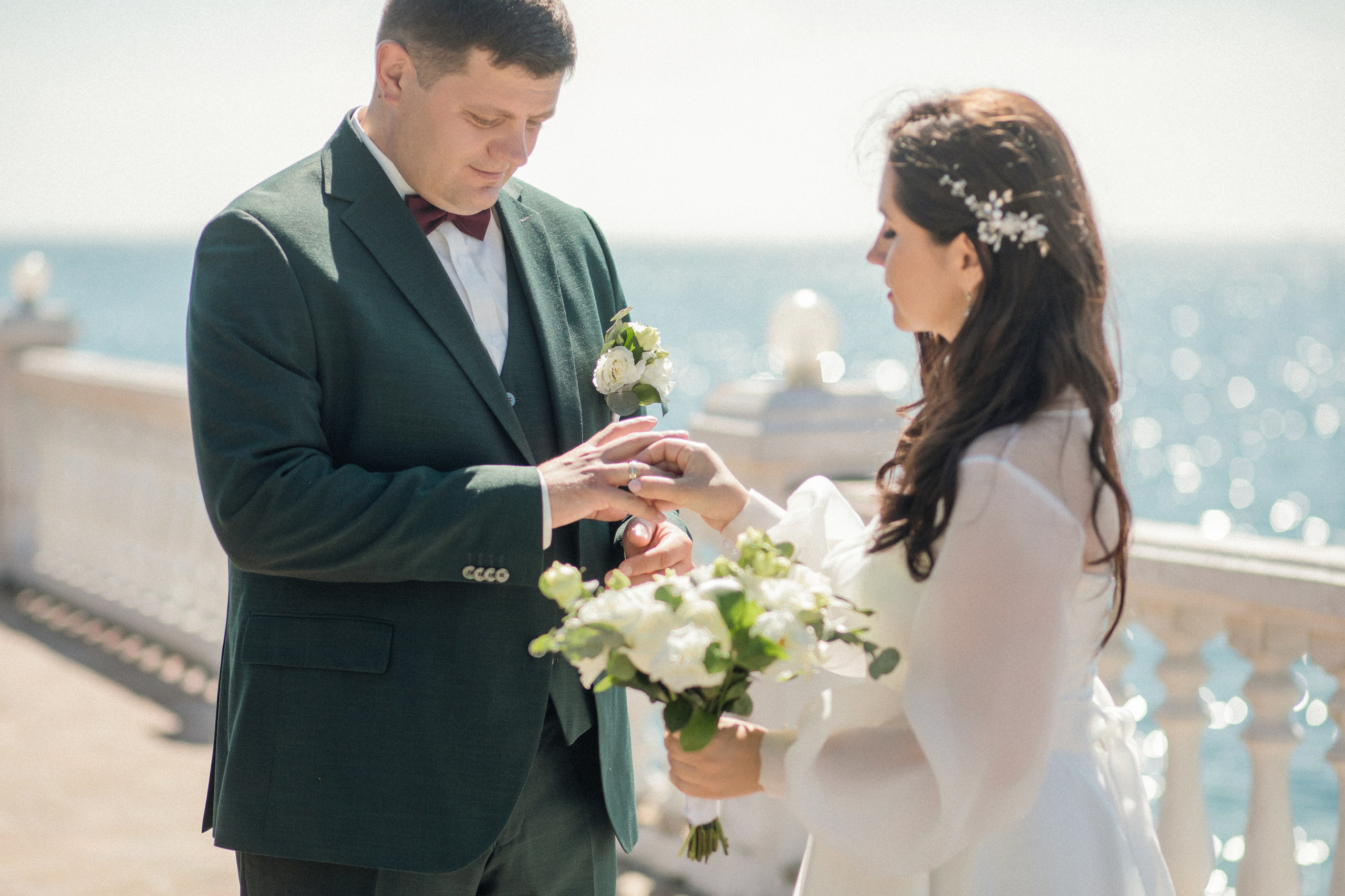 Денис и Екатерина. Церемония на берегу Байкала. Фотограф Татьяна Ступина Иркутск