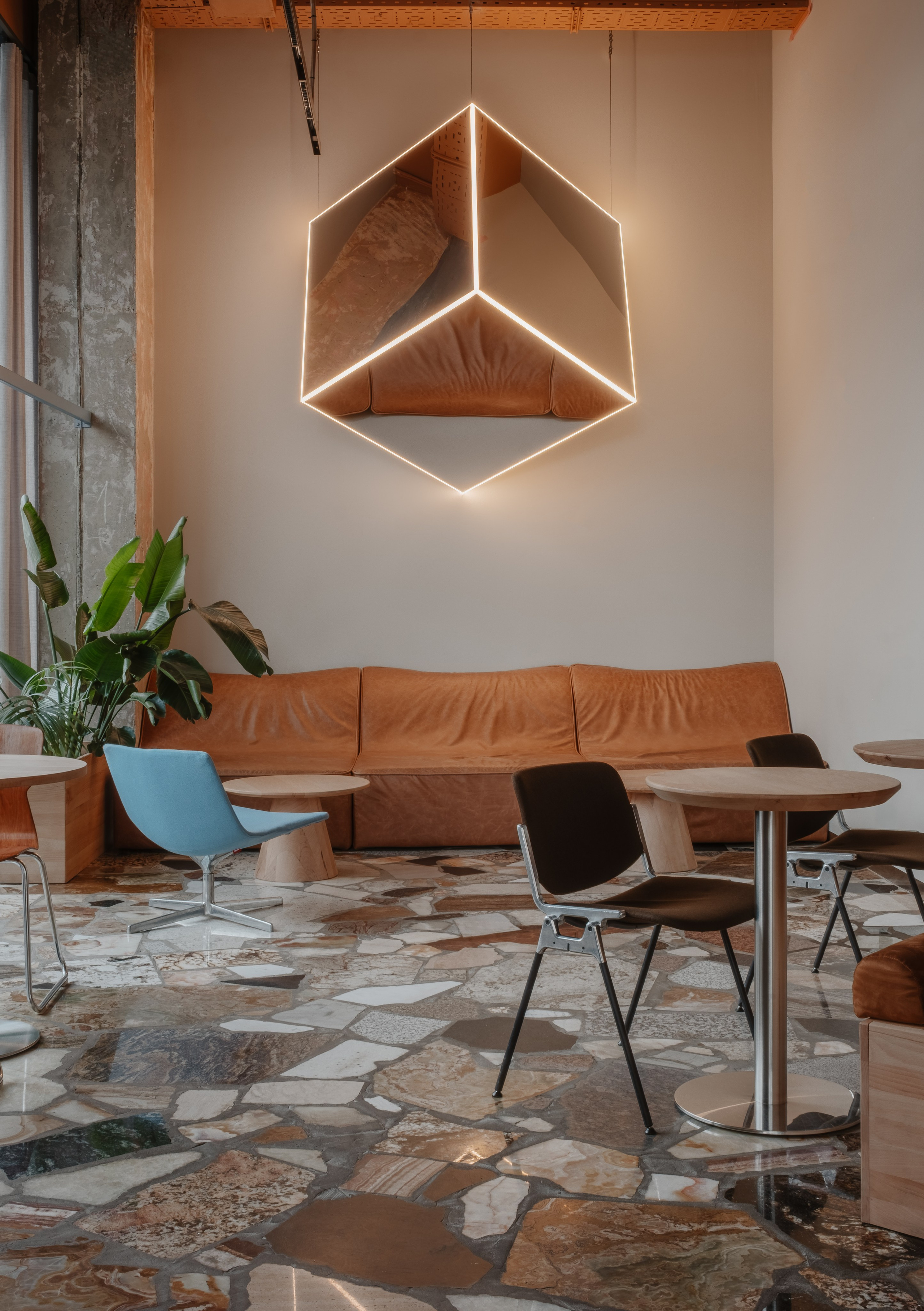 Zatsepi Coffee by Sogret Buro. Ekaterina Symidi. Interior Photographer