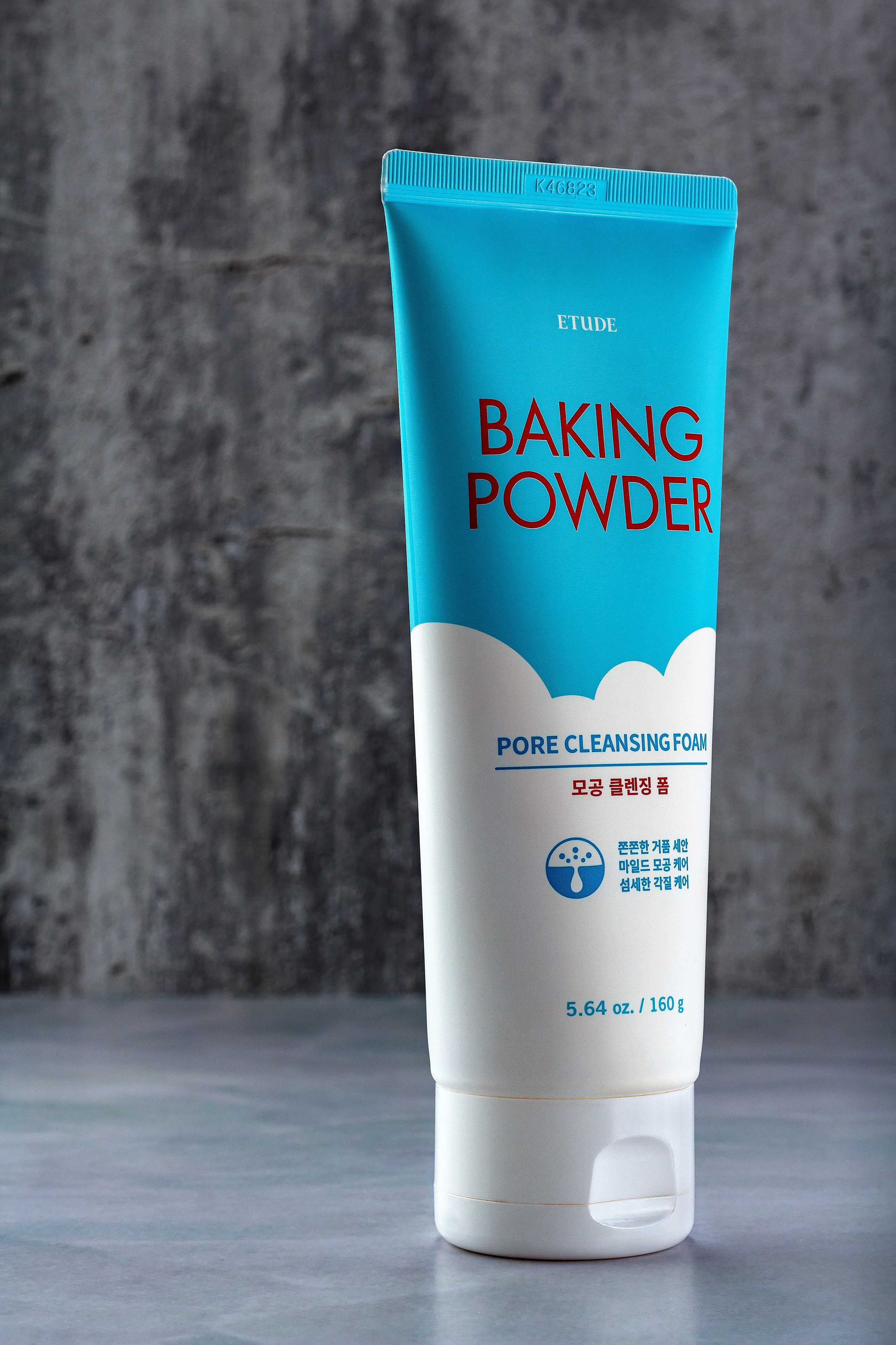 Пенка для умывания профессиональное предметное имиджвое фото