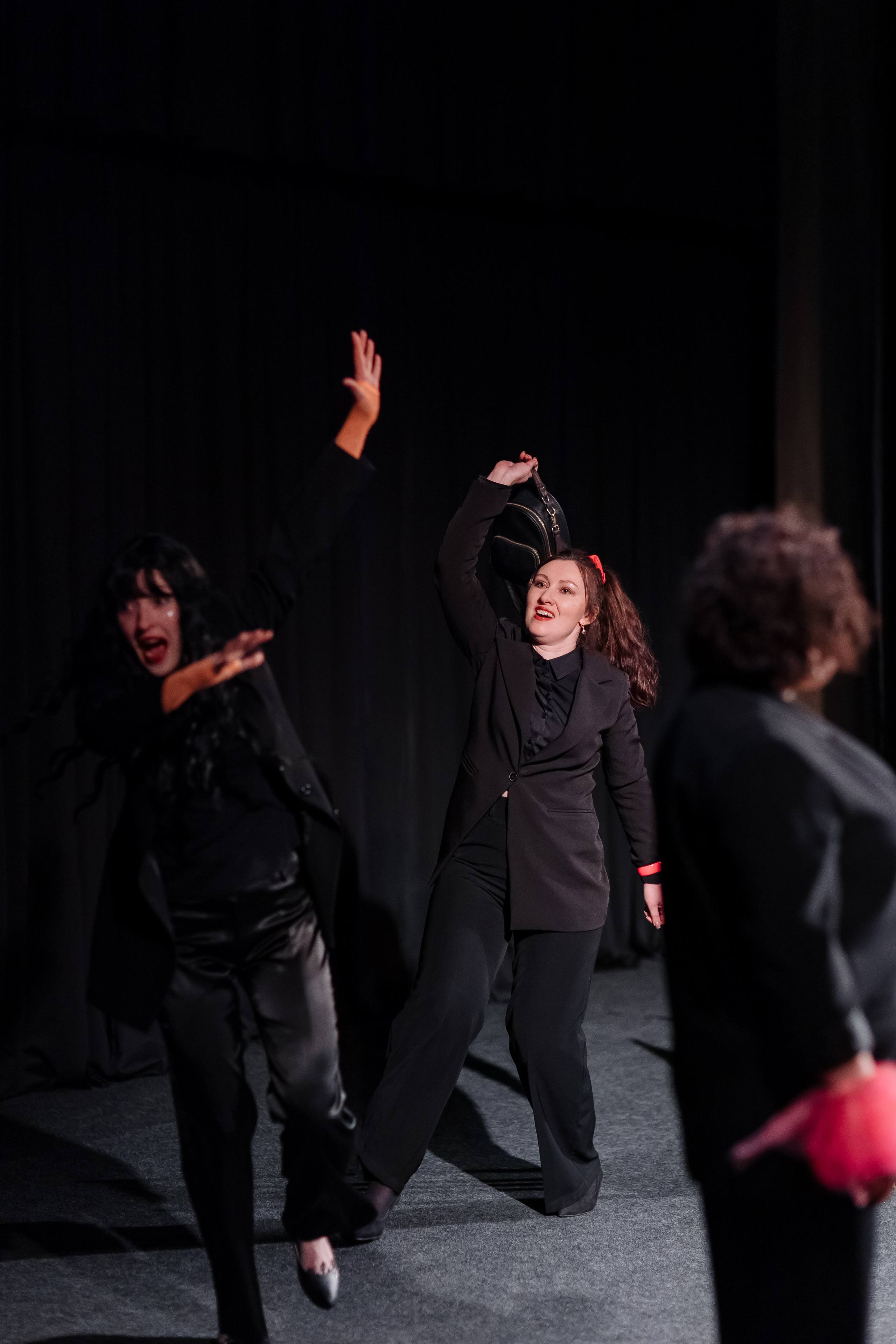 Спектакль. Свадебный фотограф